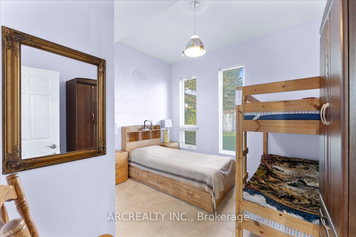 1482 Tiny Beaches Road N Property Photo 24