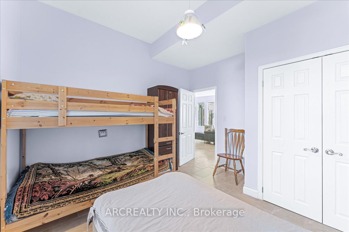 1482 Tiny Beaches Road N Property Photo 25