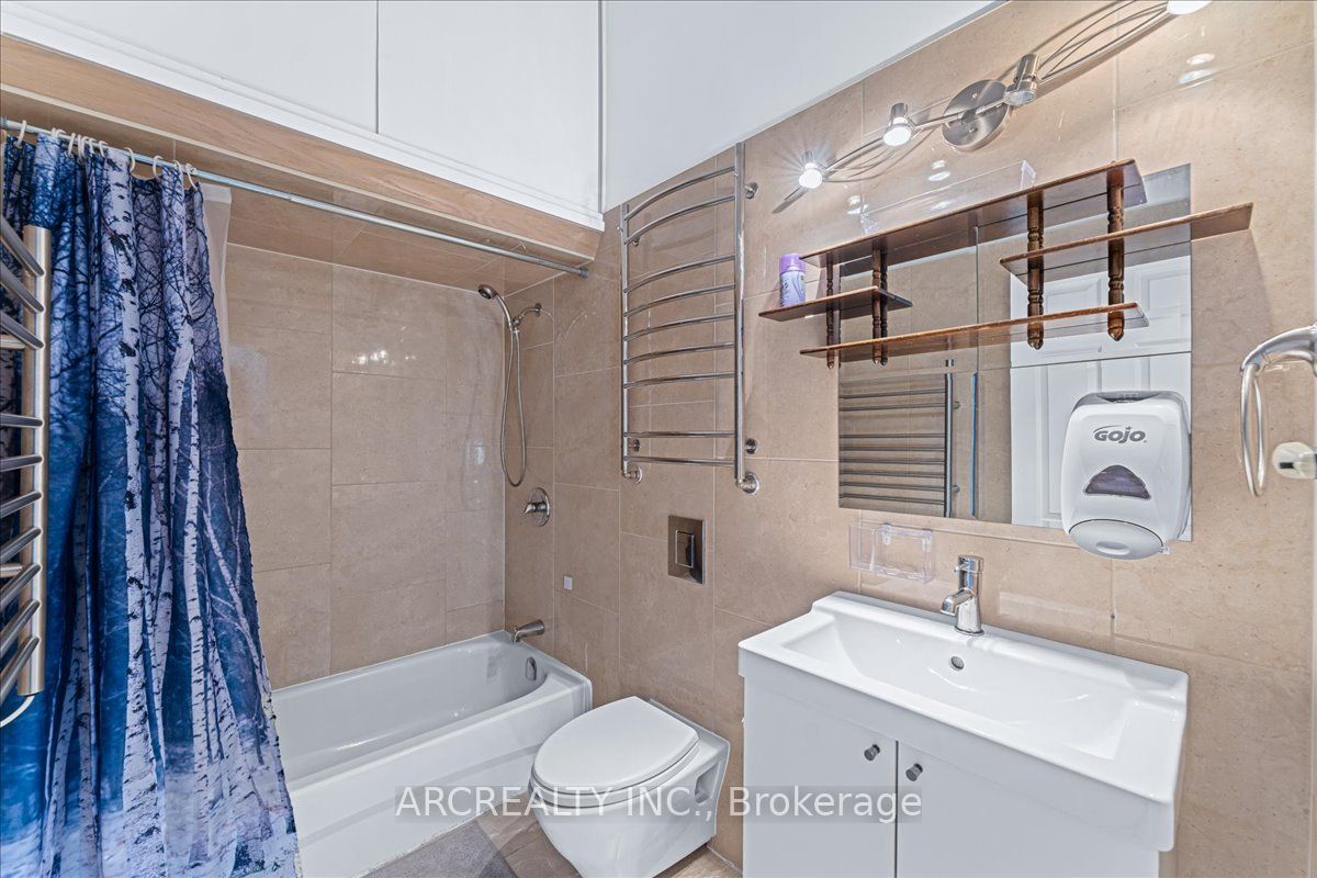 1482 Tiny Beaches Road N Property Photo 26