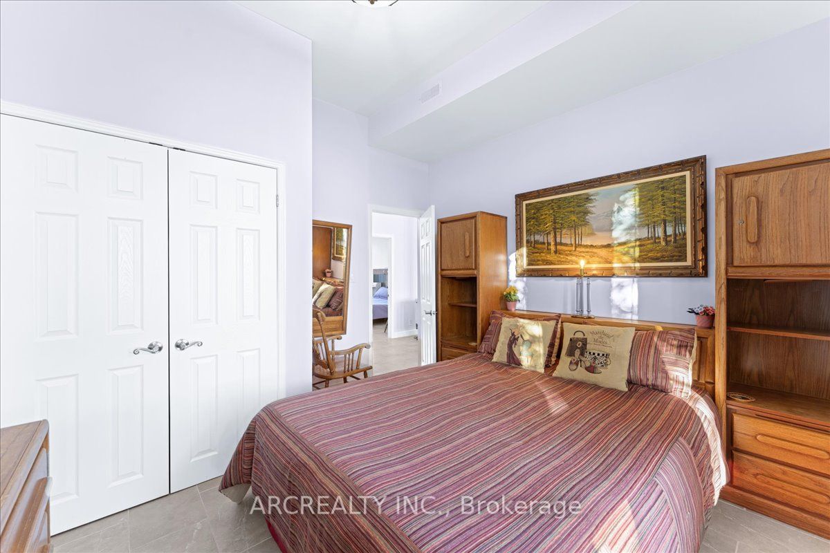 1482 Tiny Beaches Road N Property Photo 27