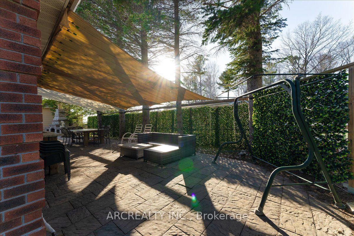 1482 Tiny Beaches Road N Property Photo 38