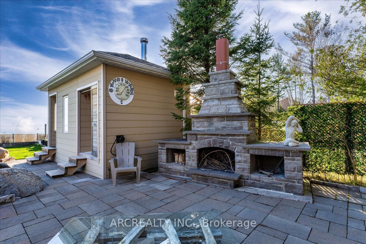 1482 Tiny Beaches Road N Property Photo 40
