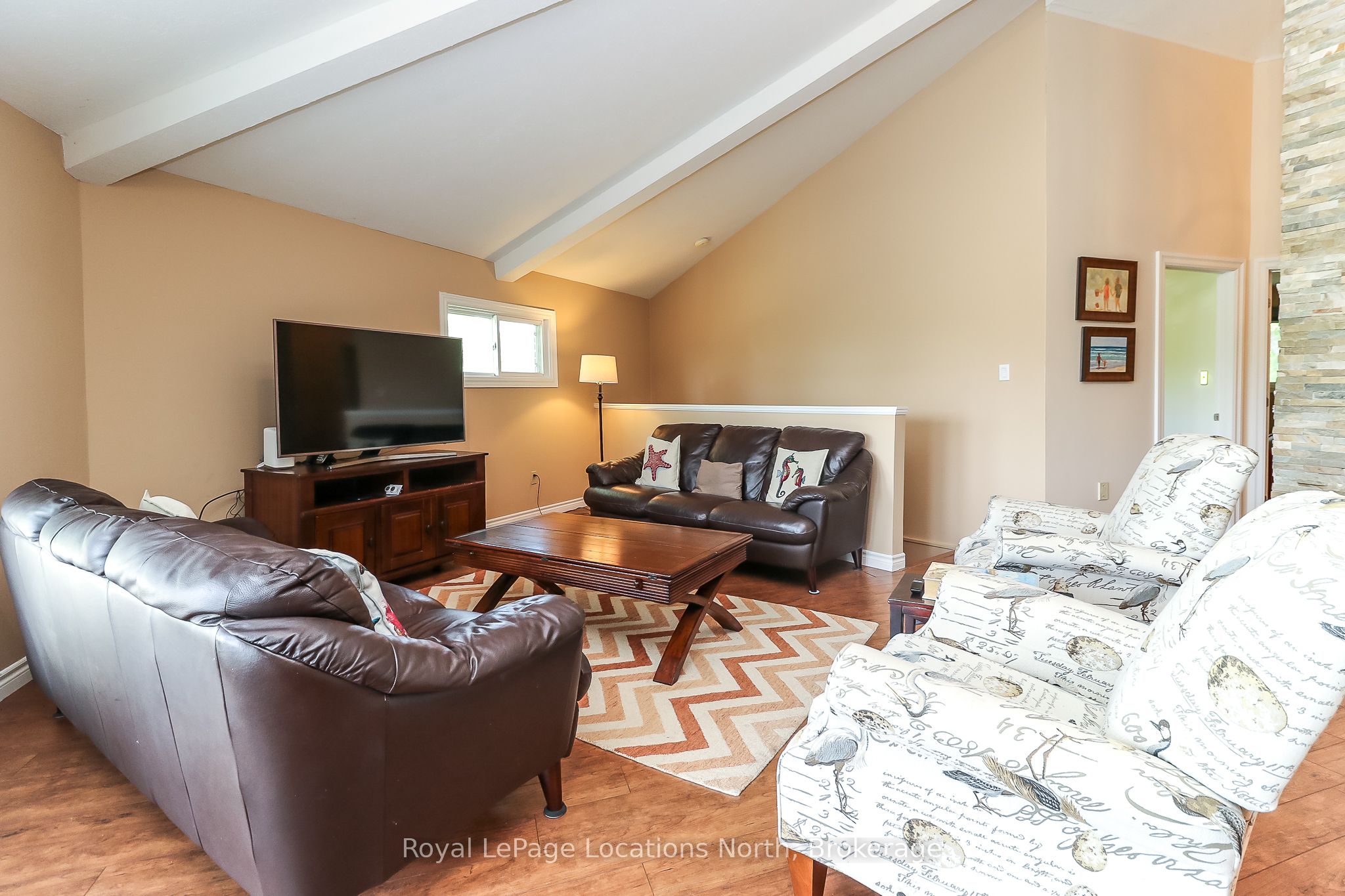 10 Sunset Court Property Photo 7
