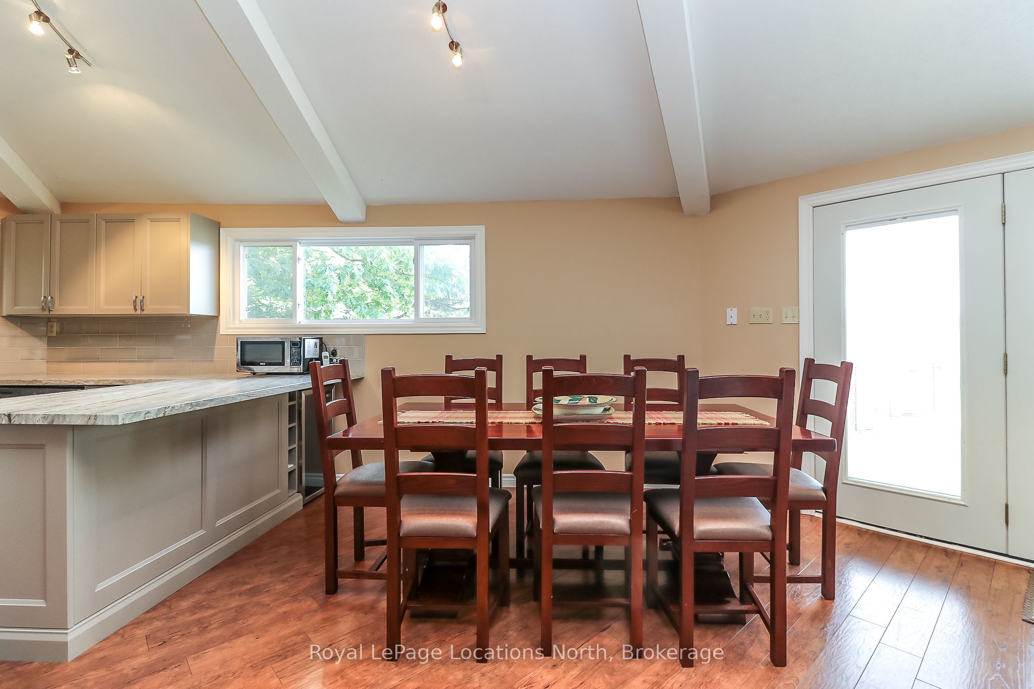 10 Sunset Court Property Photo 10