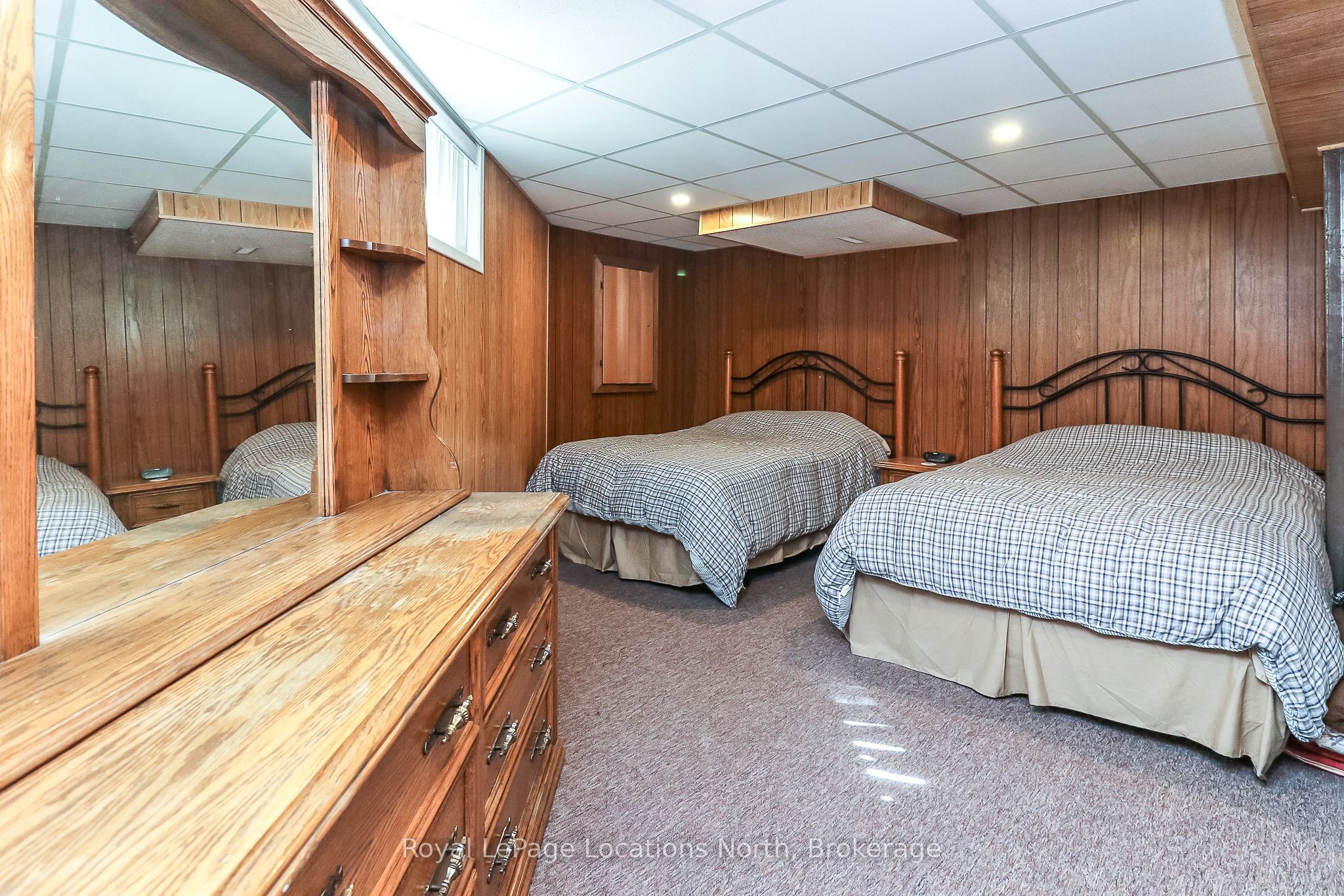10 Sunset Court Property Photo 35