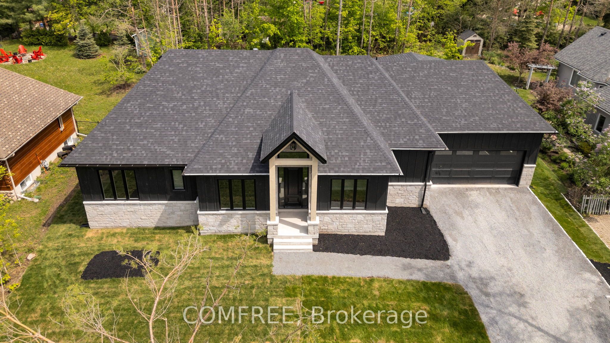 32 Alpine Way Property Photo 1