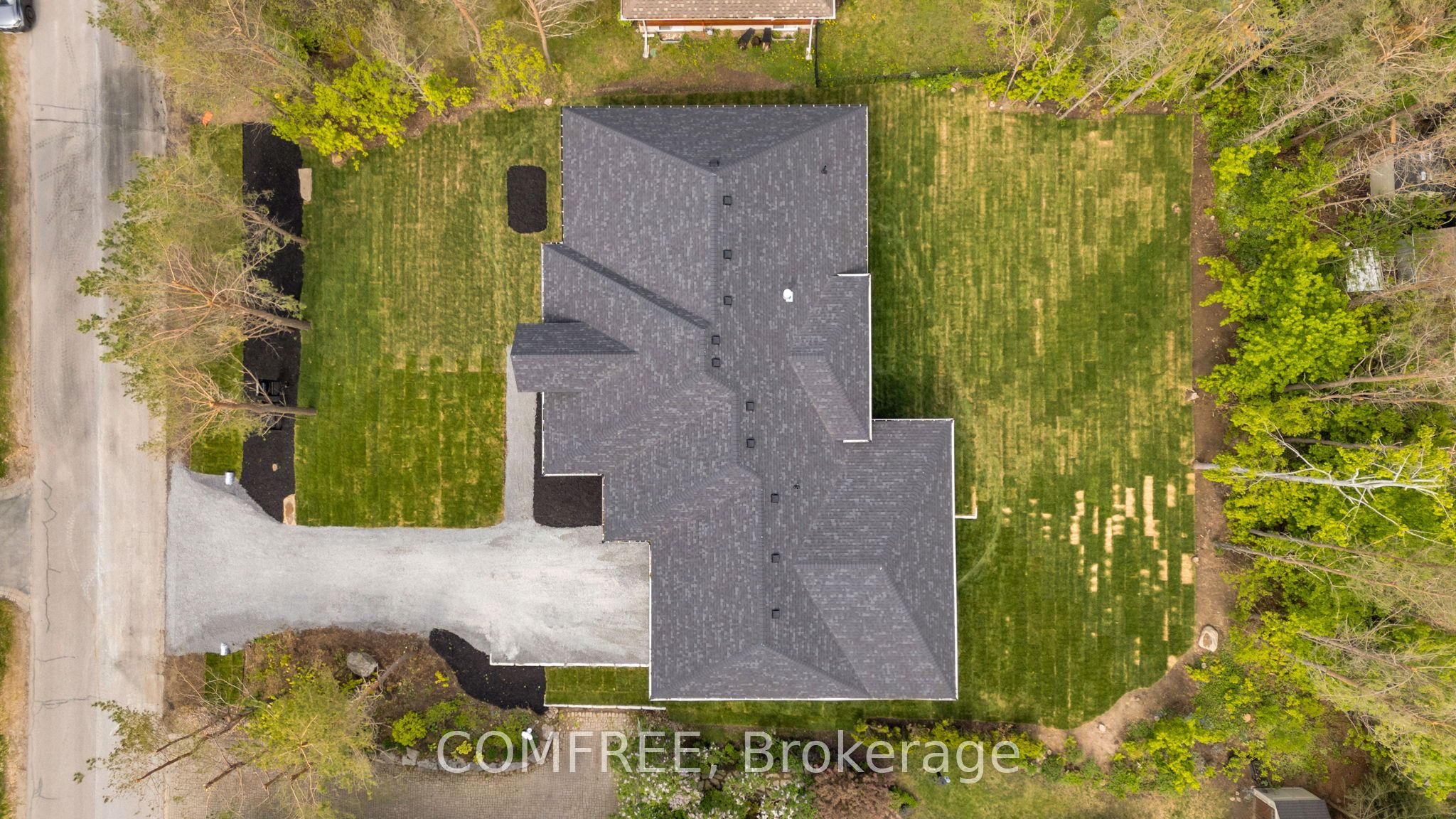 32 Alpine Way Property Photo 2