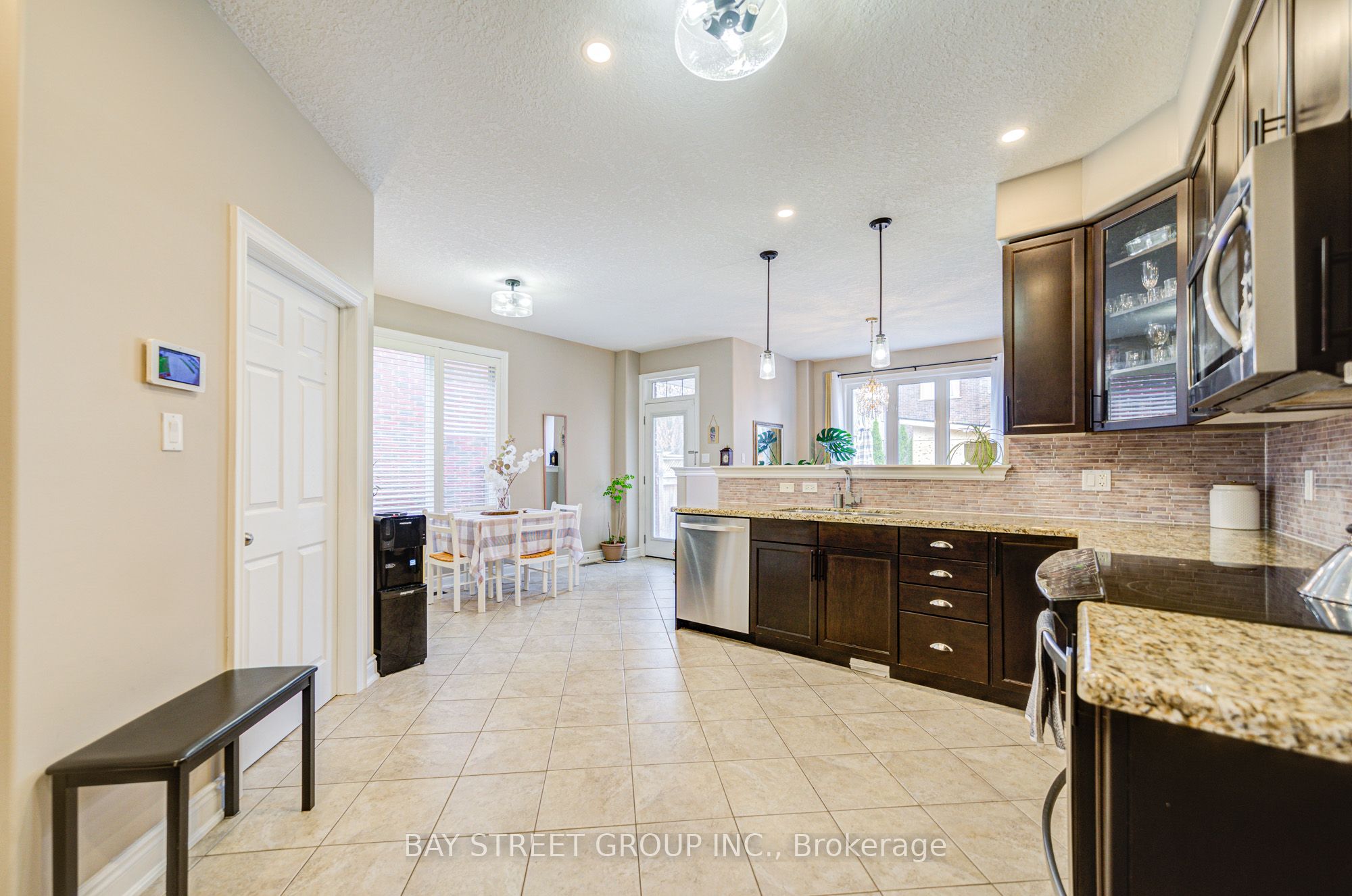 77 Graihawk Drive Property Photo 13