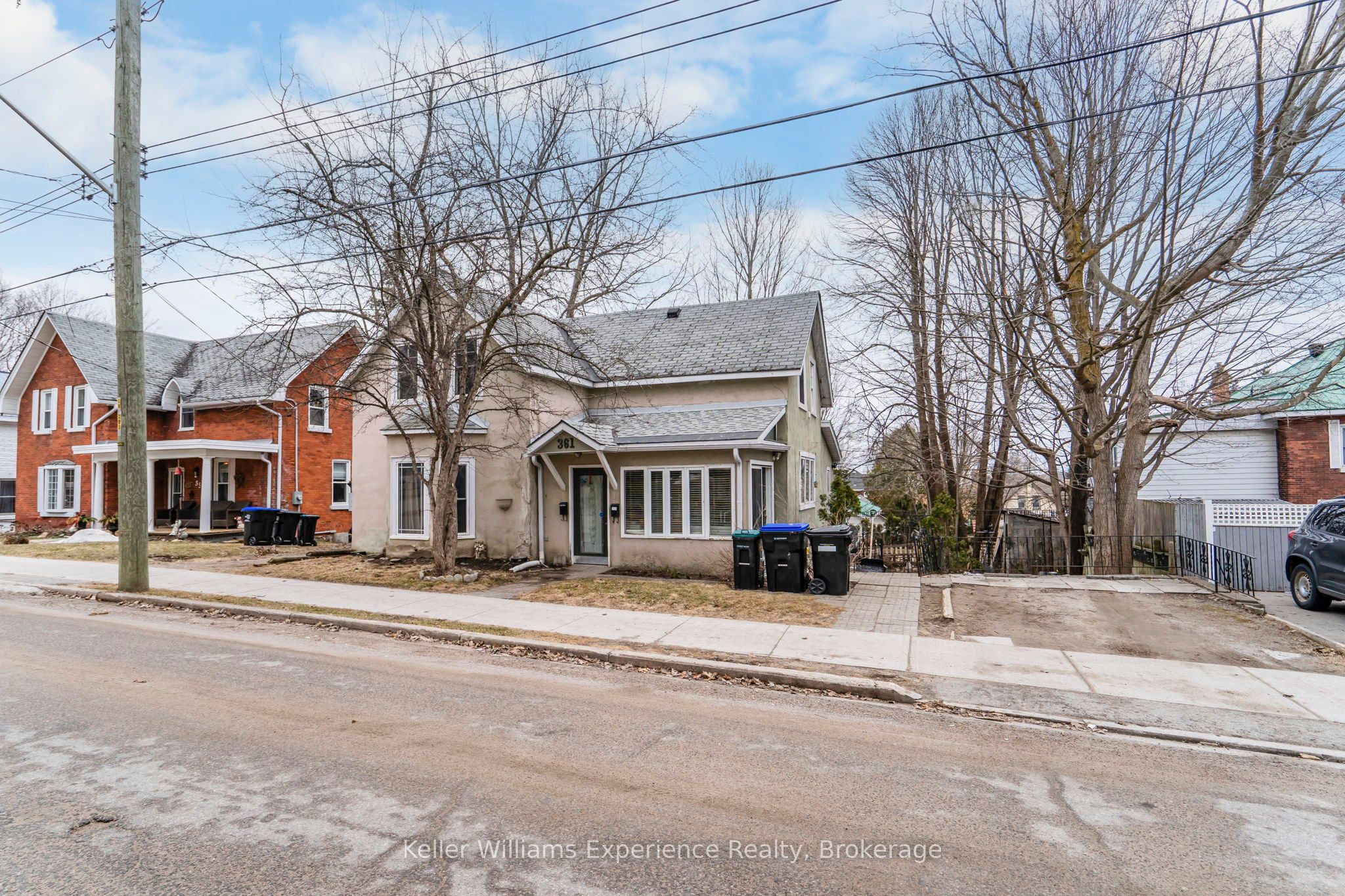361 3rd St Property Photo