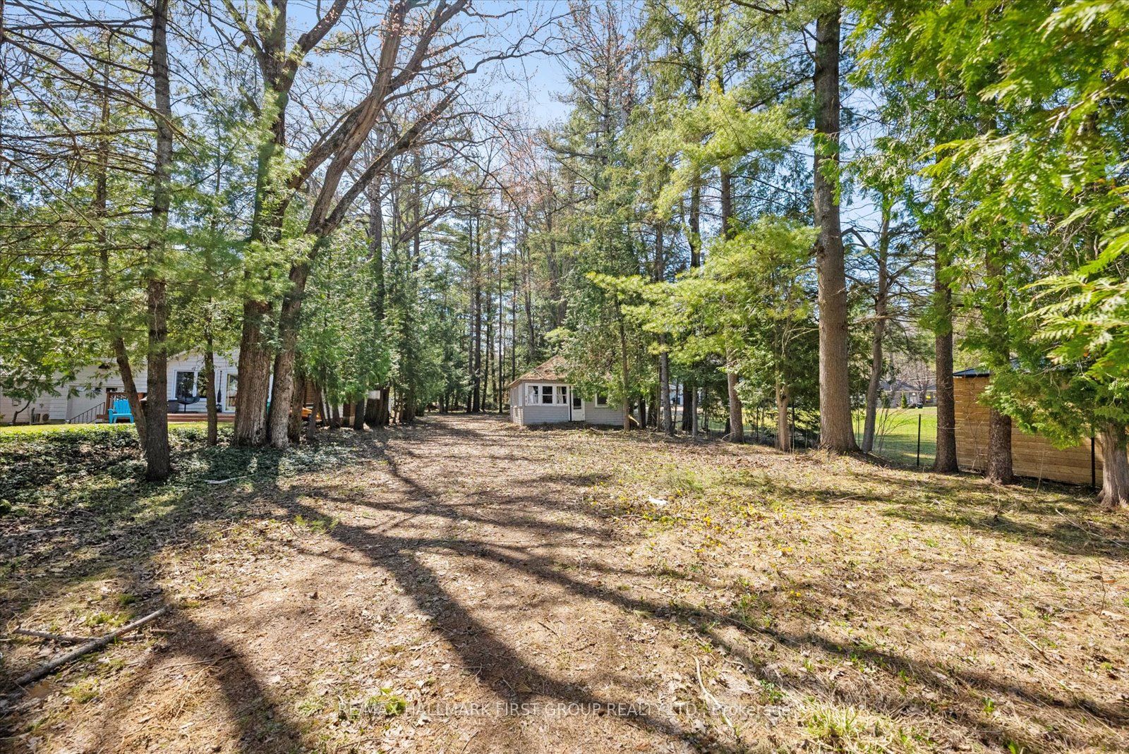 3070 Sparrow Lake Road Property Photo 6