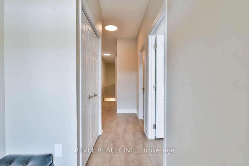 19 Leanne's Way Property Photo 5