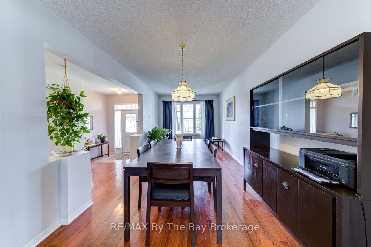 150 Silver Birch Avenue Property Photo 11