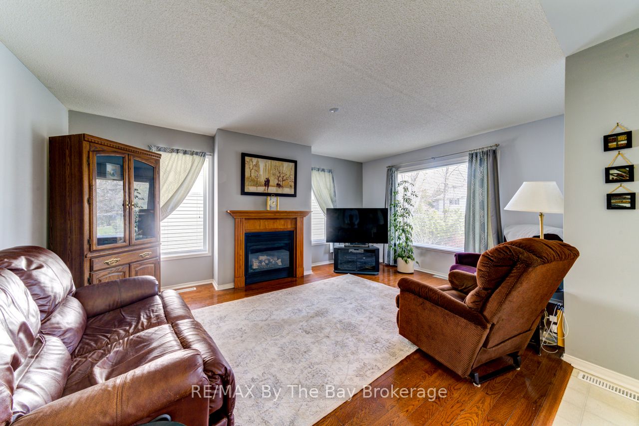 150 Silver Birch Avenue Property Photo 13