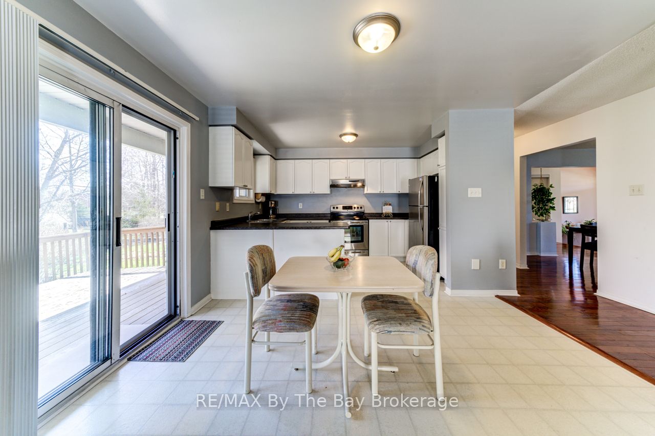 150 Silver Birch Avenue Property Photo 16