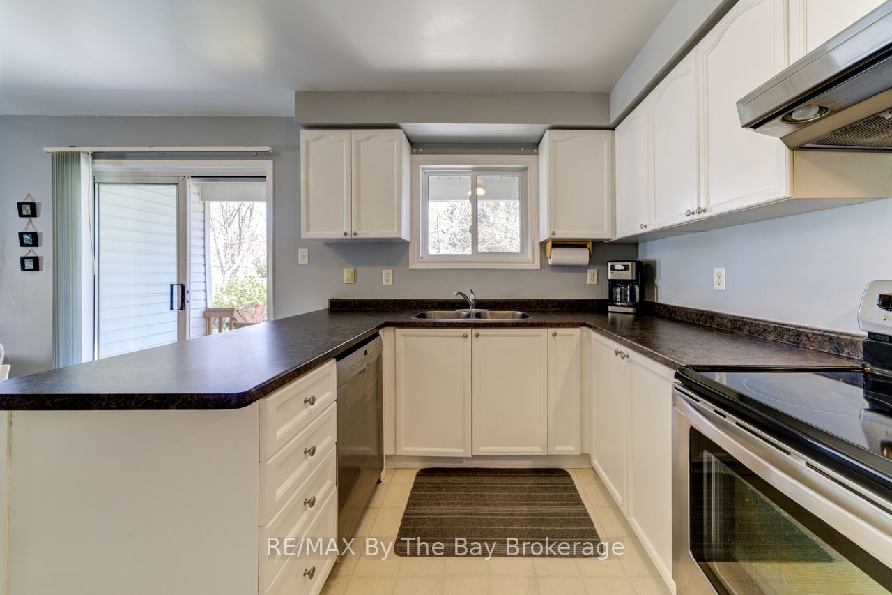 150 Silver Birch Avenue Property Photo 19