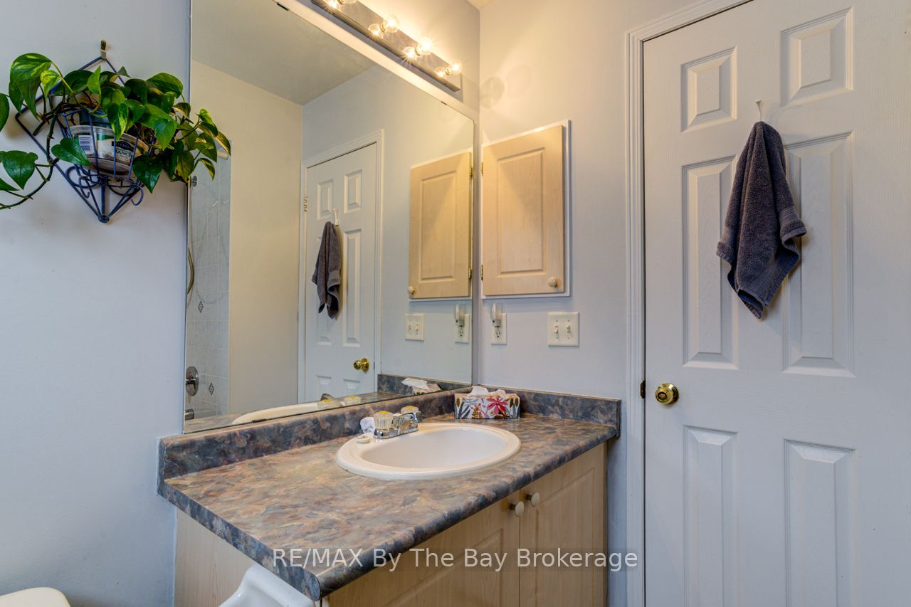150 Silver Birch Avenue Property Photo 25