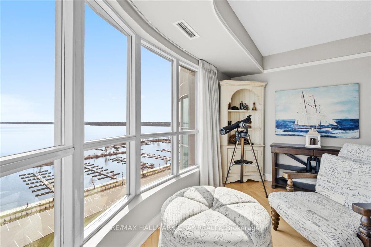#1209 - 2 Toronto Street Property Photo 17