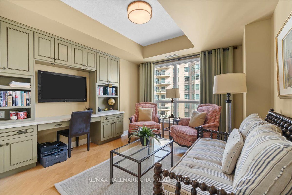 #1209 - 2 Toronto Street Property Photo 32