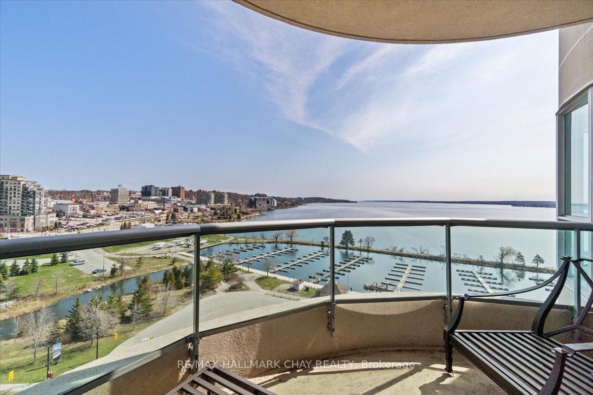 #1209 - 2 Toronto Street Property Photo 35
