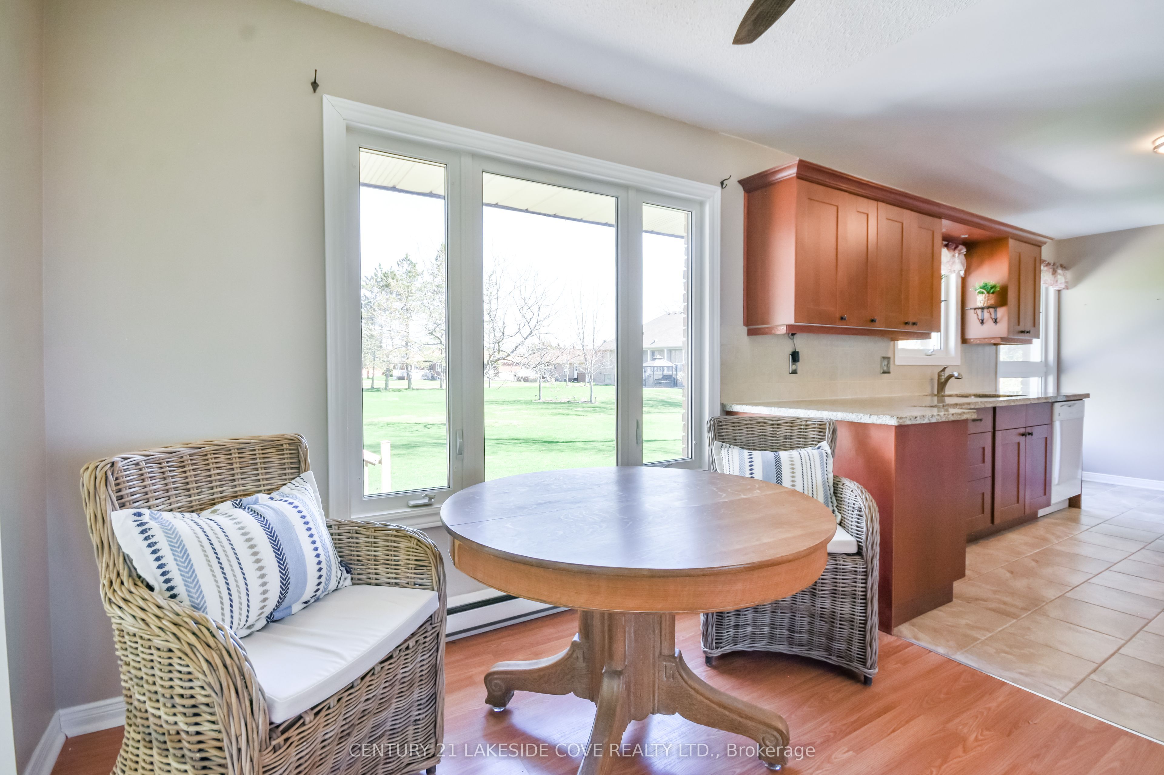 121 Bayshore Drive Property Photo 17