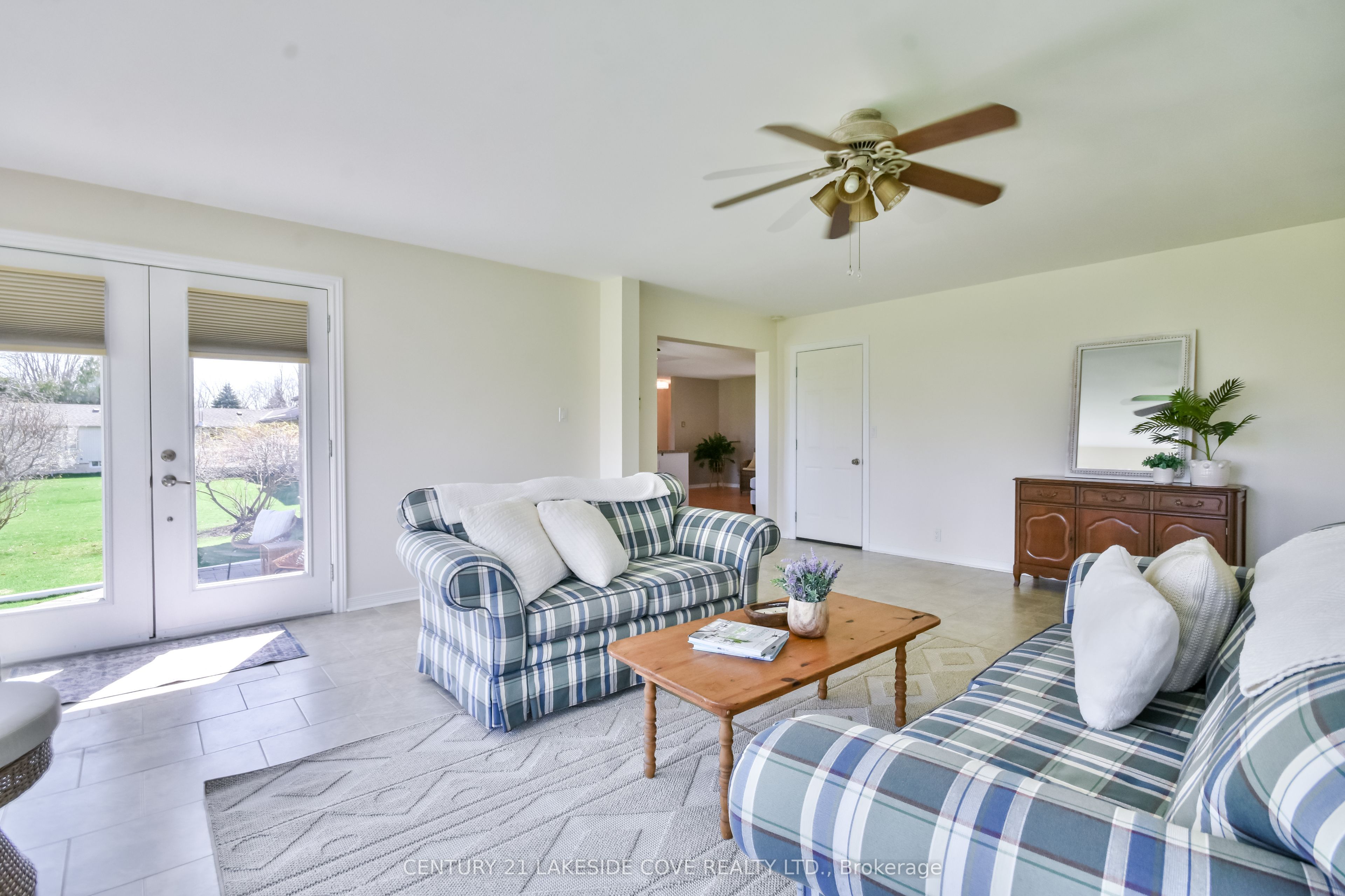 121 Bayshore Drive Property Photo 22