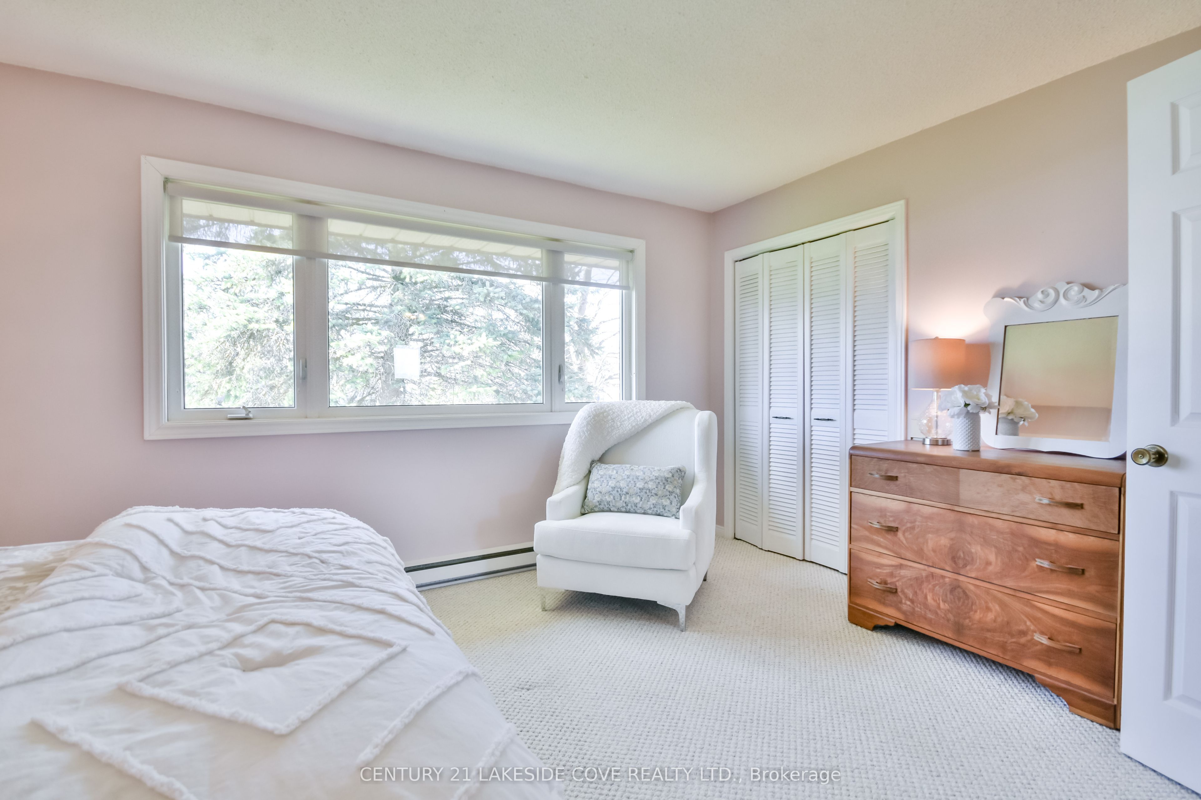 121 Bayshore Drive Property Photo 27