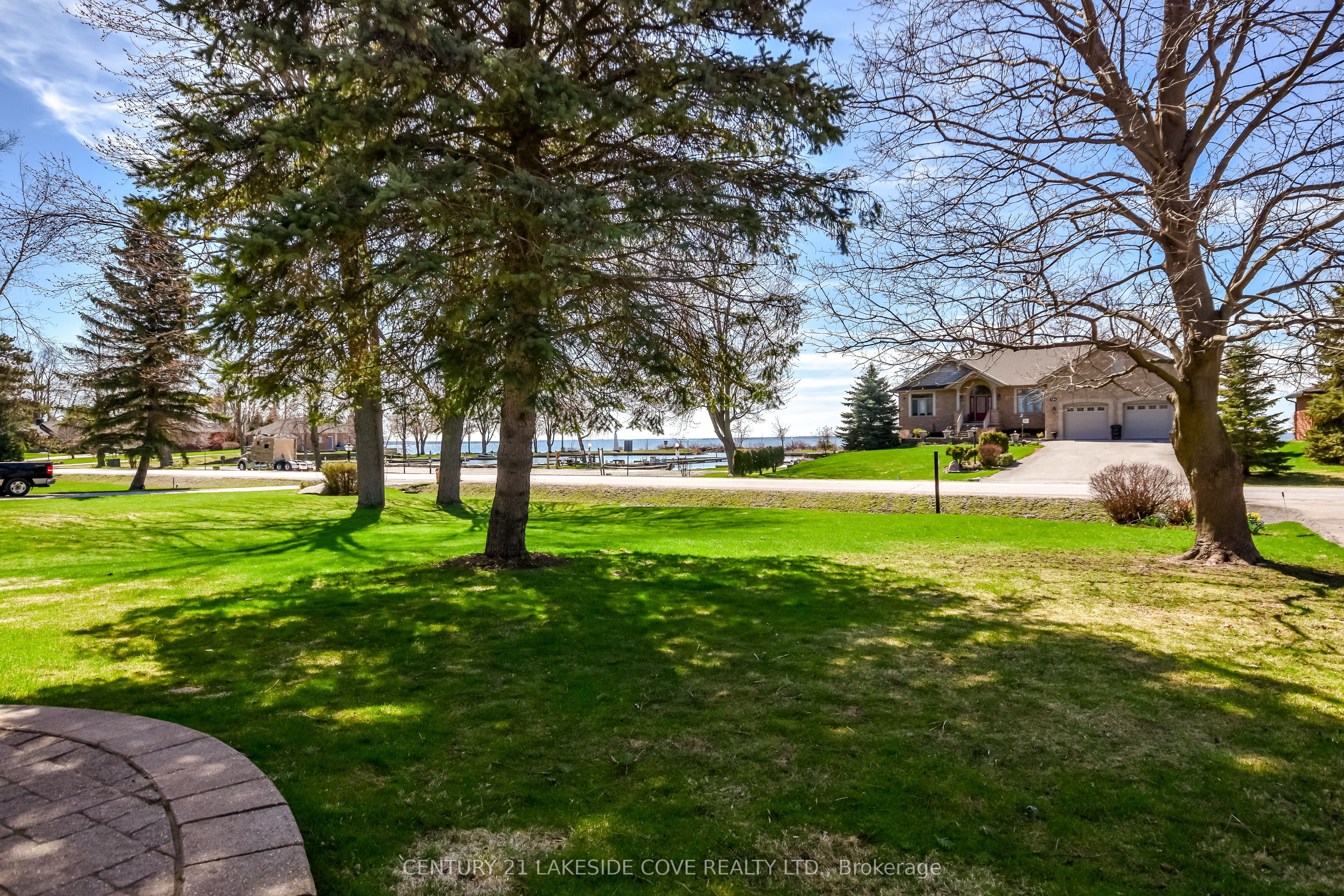 121 Bayshore Drive Property Photo 36