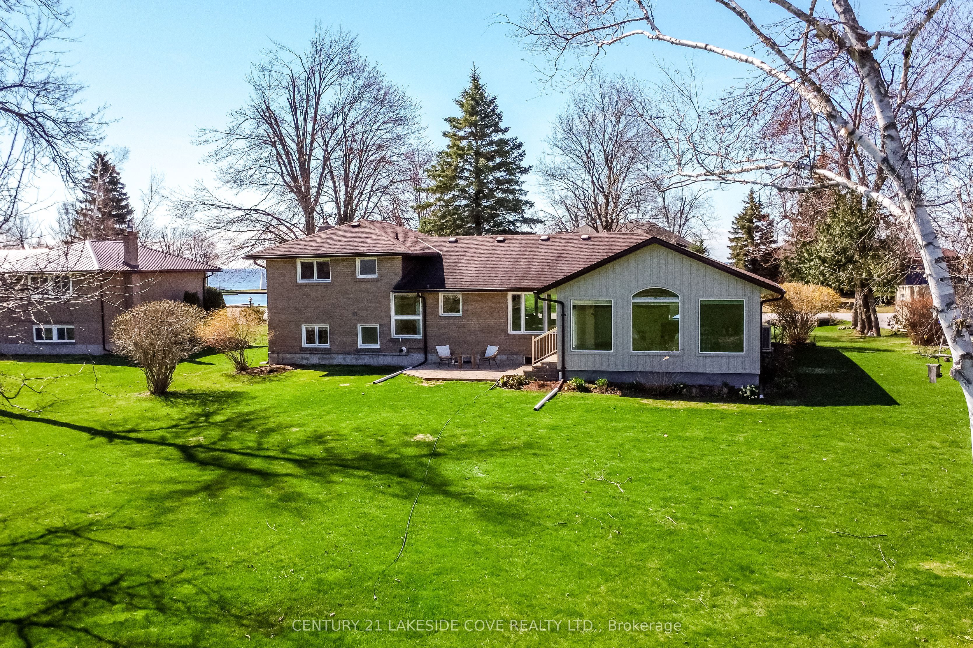 121 Bayshore Drive Property Photo 37