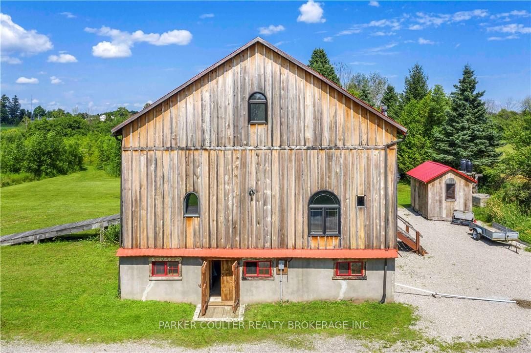 73 15/16 Sideroad Property Photo 33