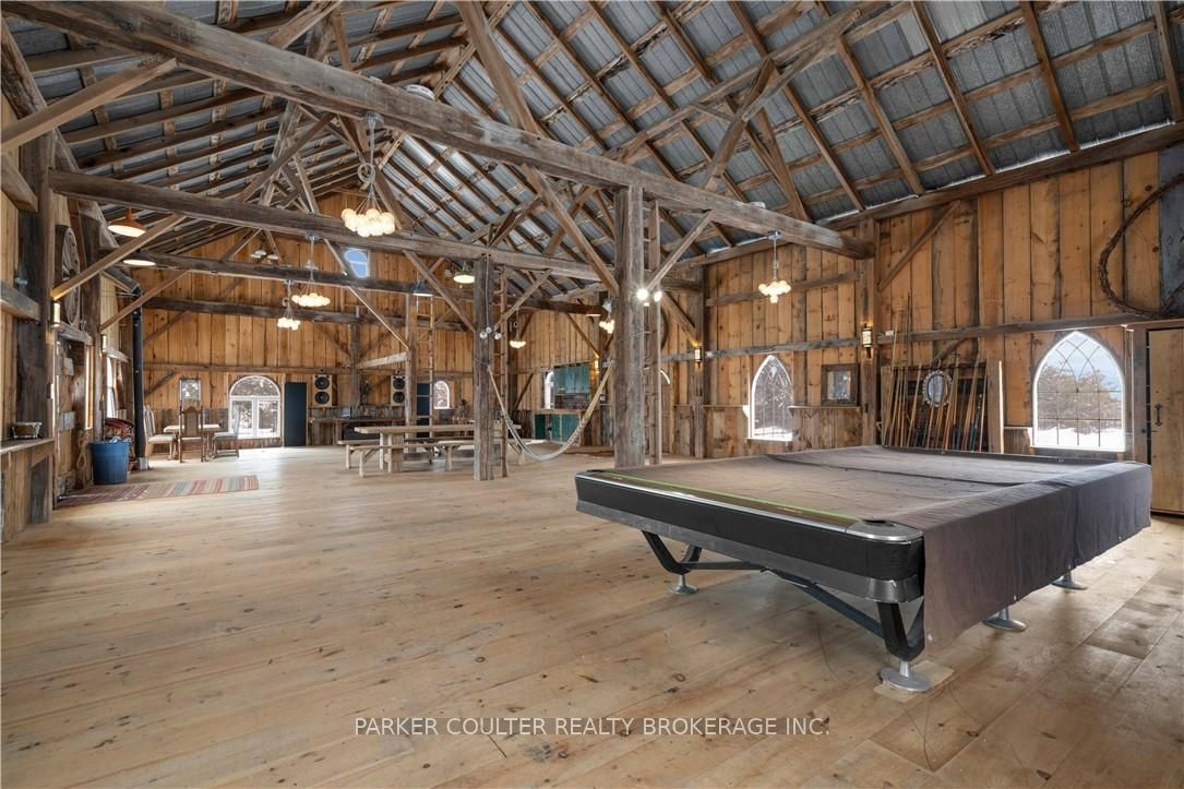 73 15/16 Sideroad Property Photo 38