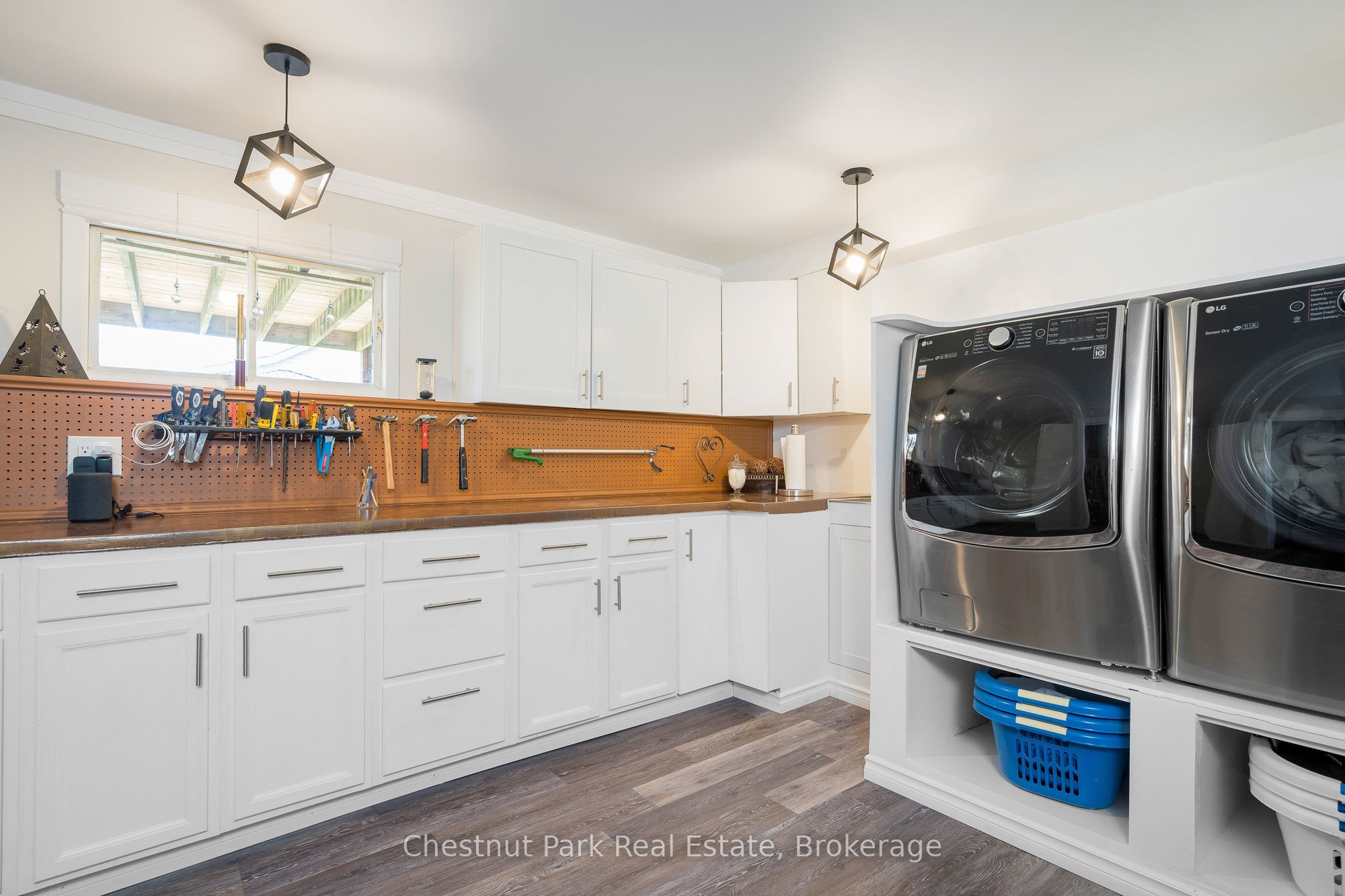 10 Water Street Property Photo 34