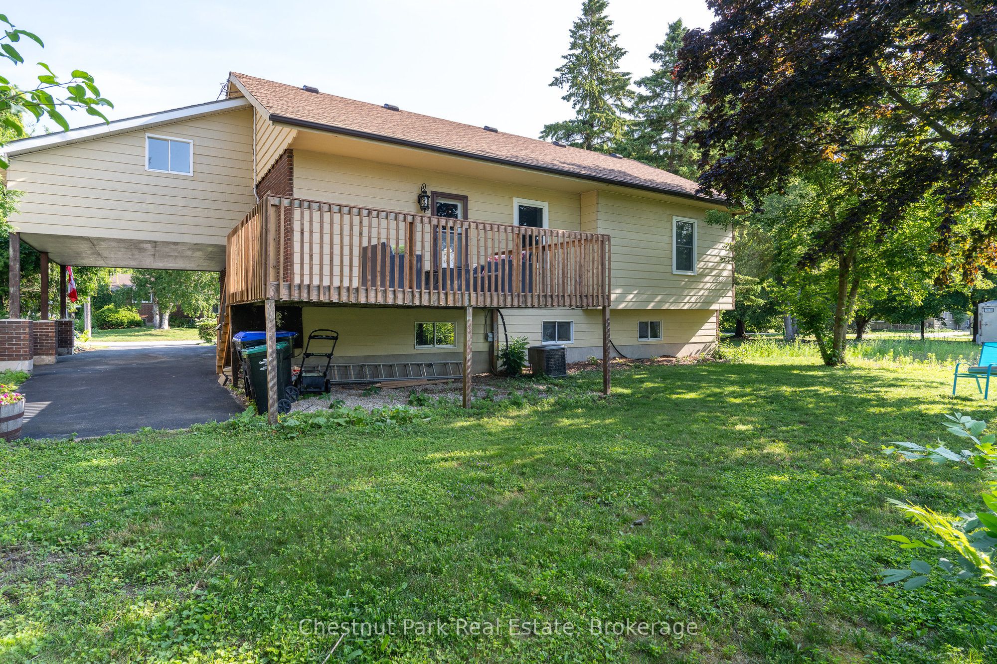 10 Water Street Property Photo 38
