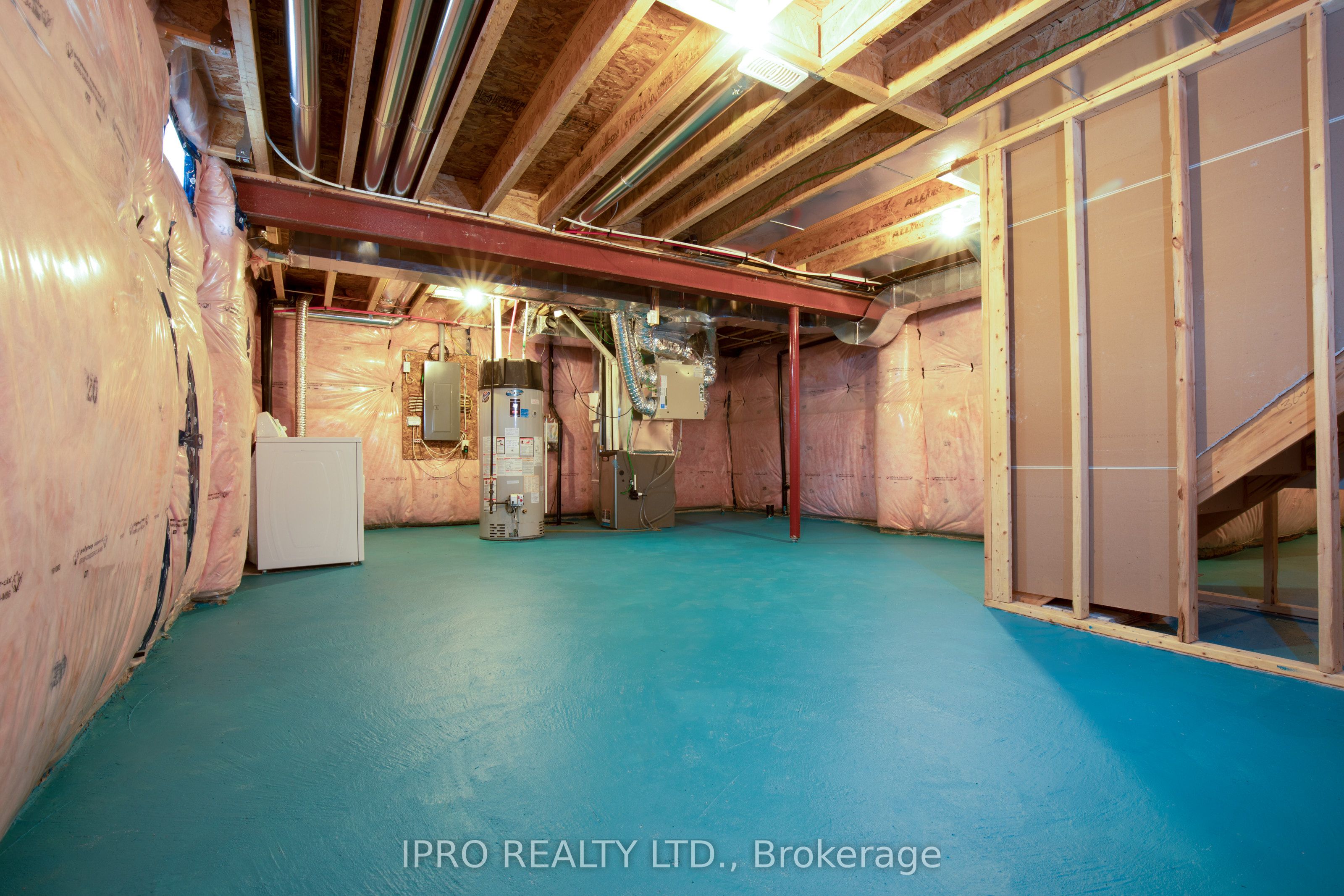 61 Portland Street Property Photo 16