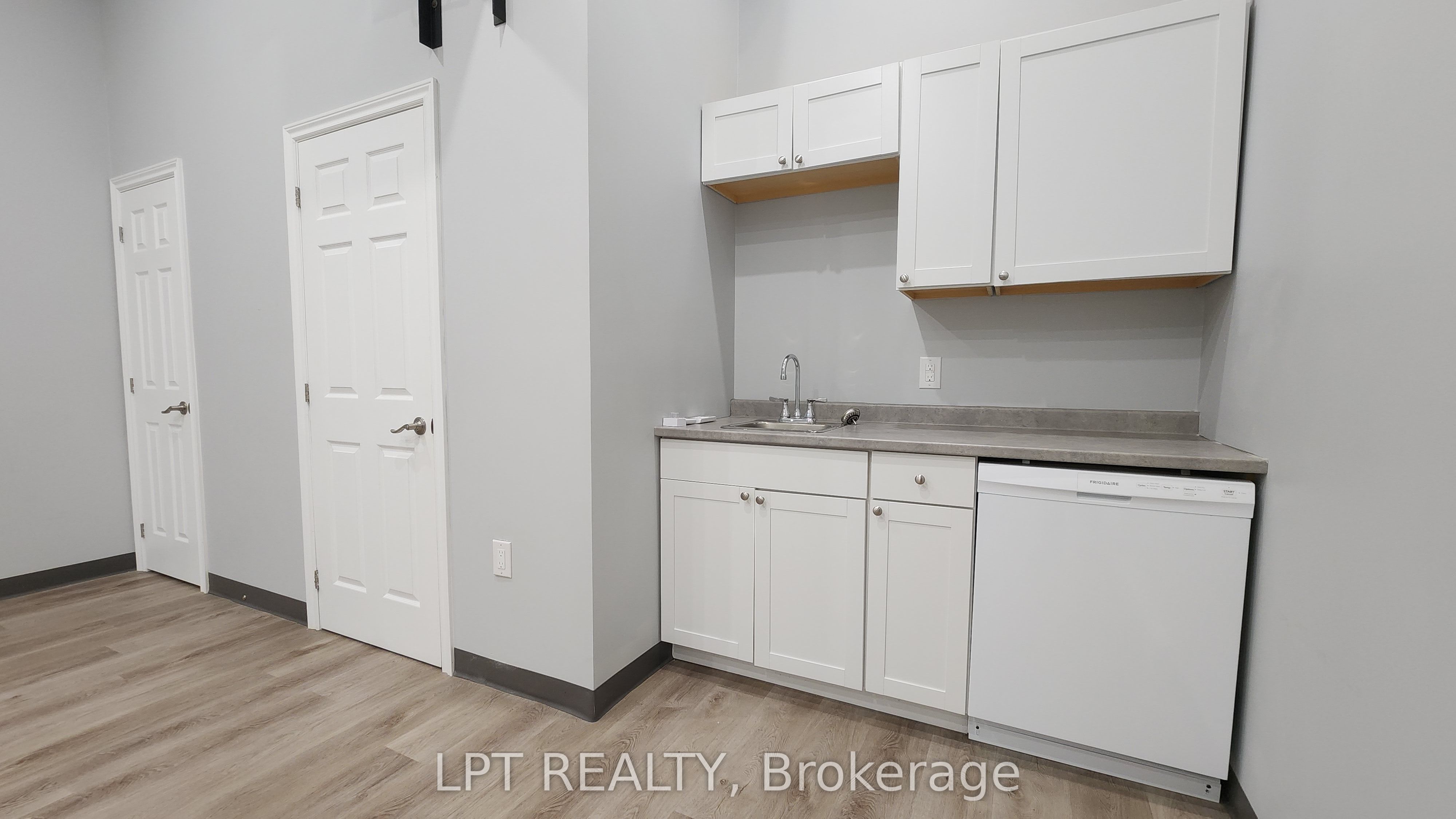 59 Collier Street 2 & 3 Property Photo 2
