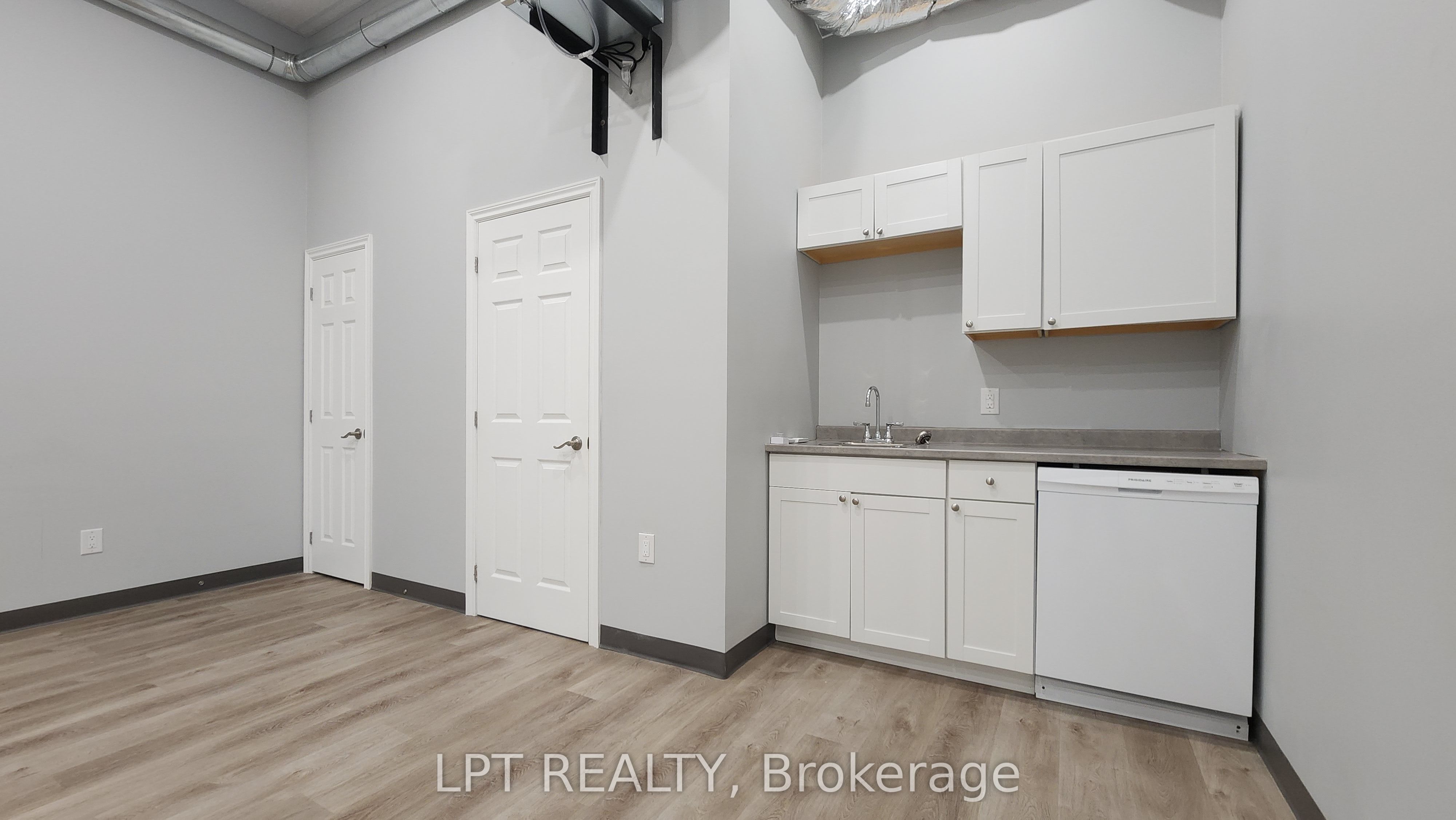 59 Collier Street 2 & 3 Property Photo 11