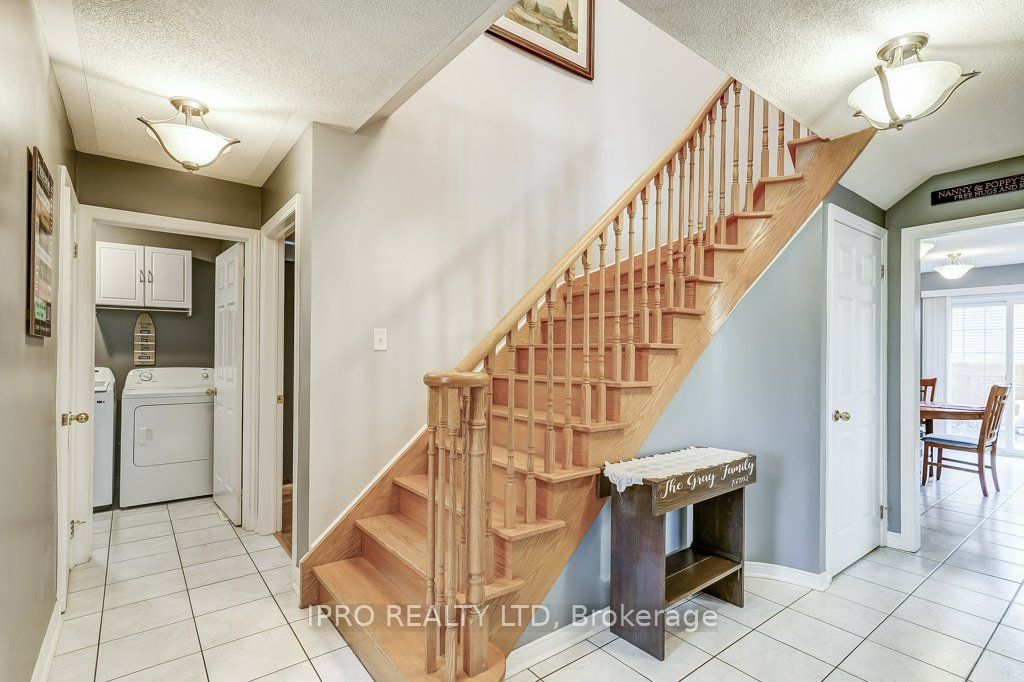 9 Timothy Lane Property Photo 11