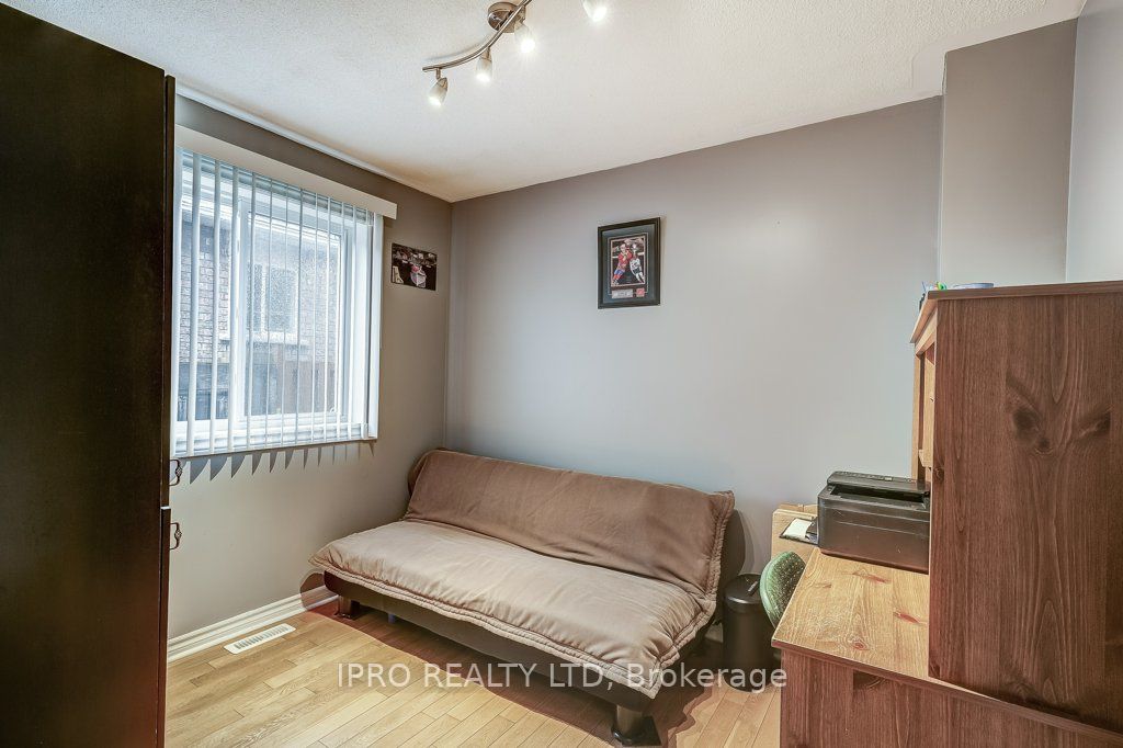 9 Timothy Lane Property Photo 15