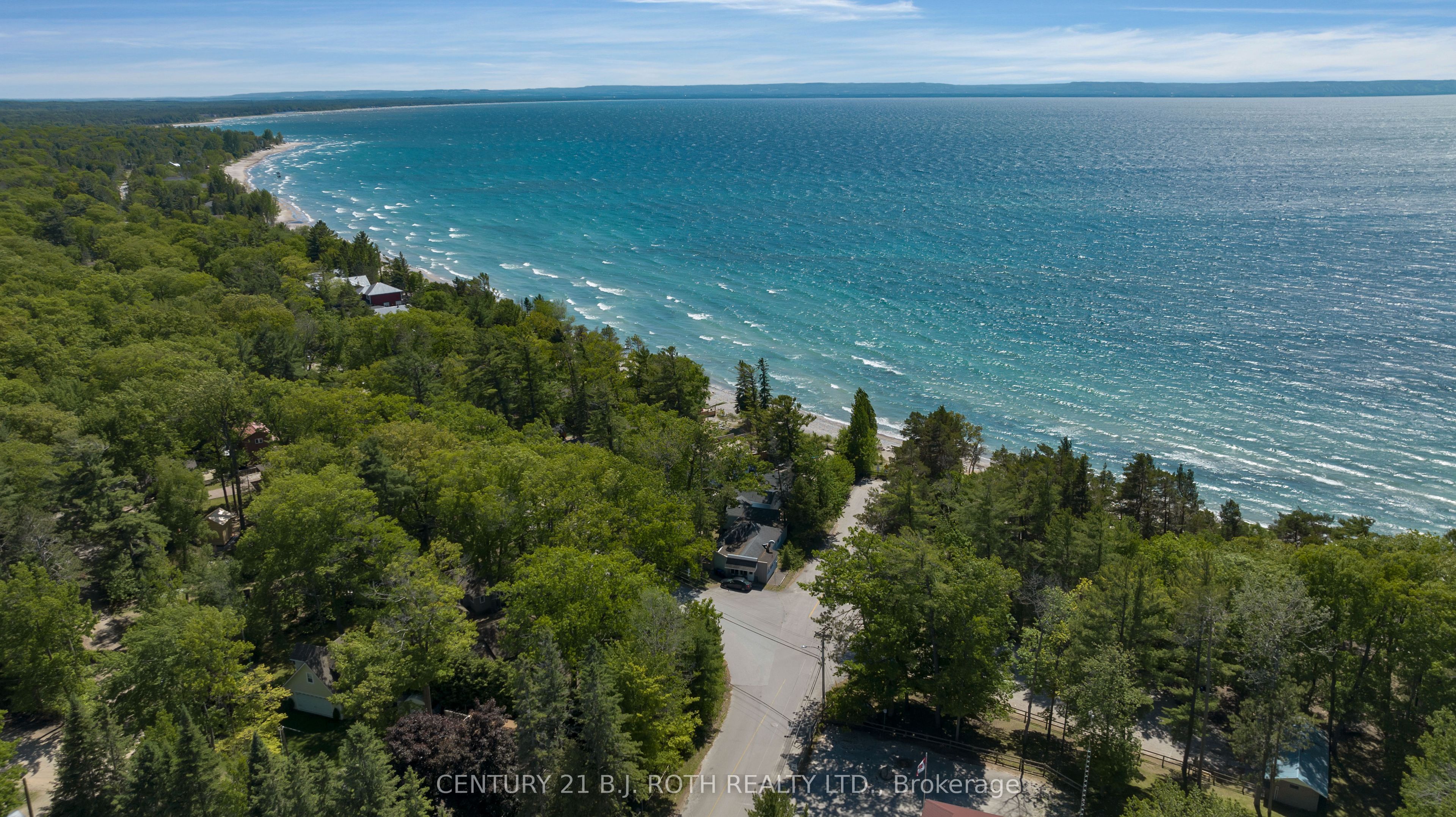 2026 Tiny Beaches Road S Property Photo 1
