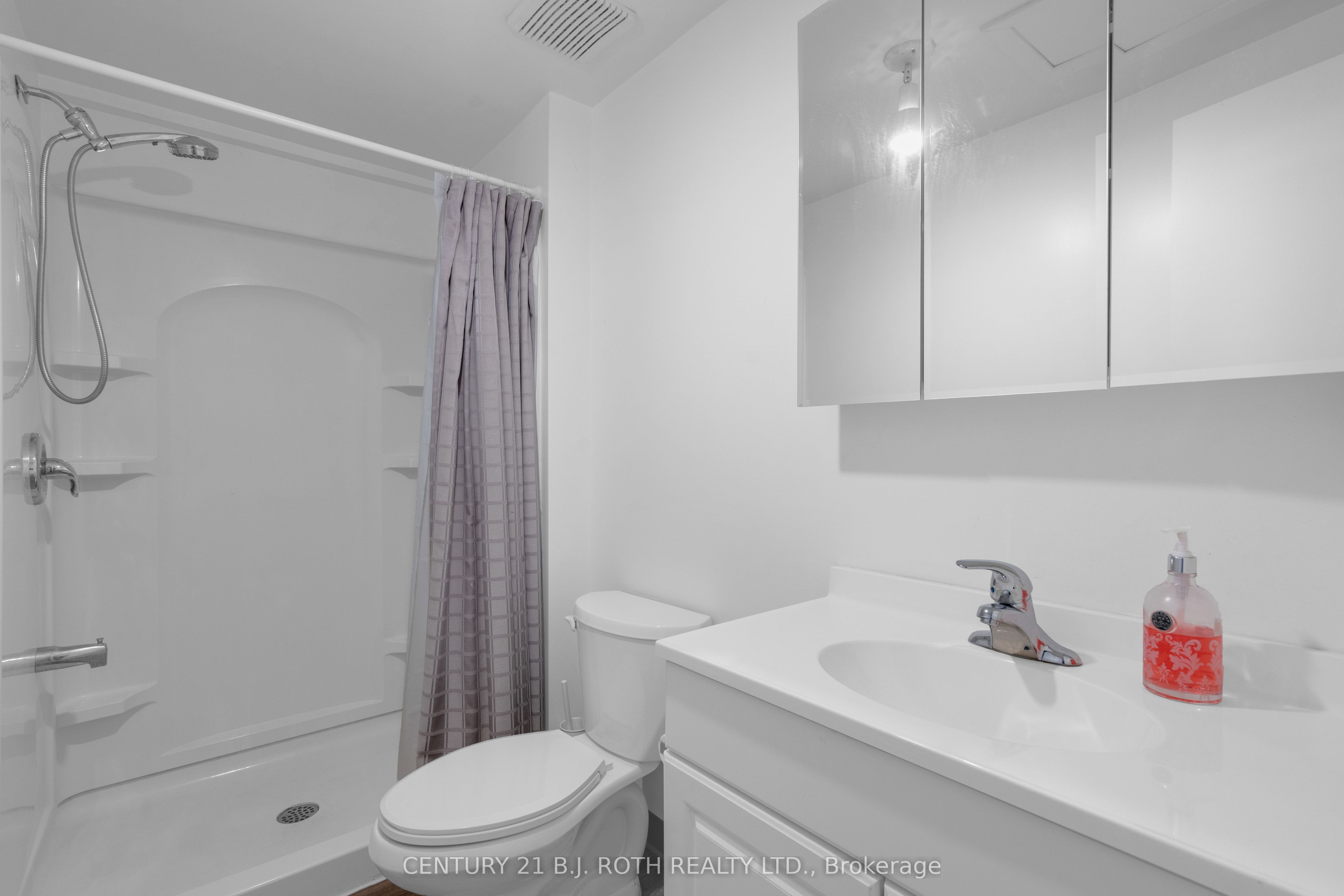 2026 Tiny Beaches Road S Property Photo 9