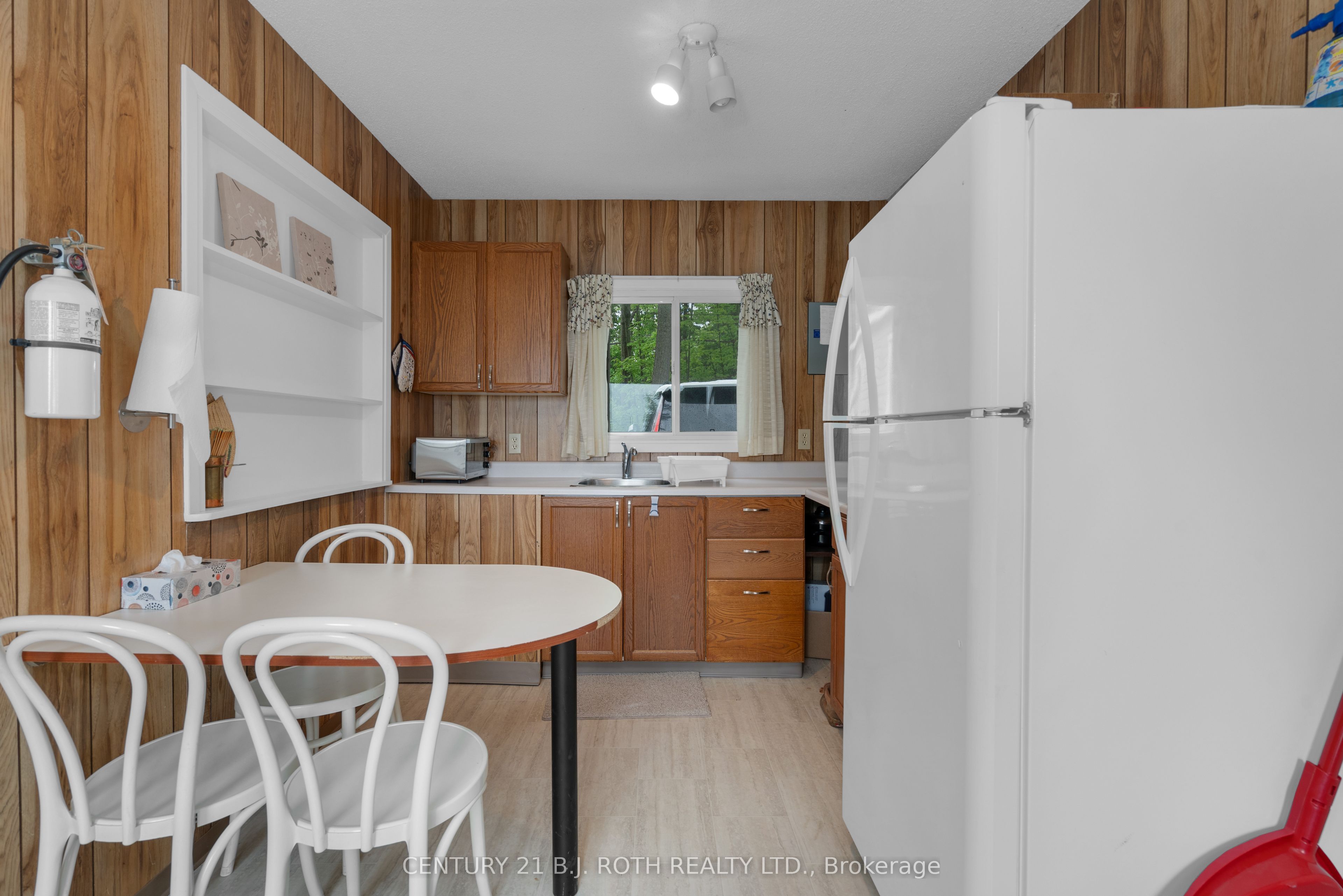 2026 Tiny Beaches Road S Property Photo 24