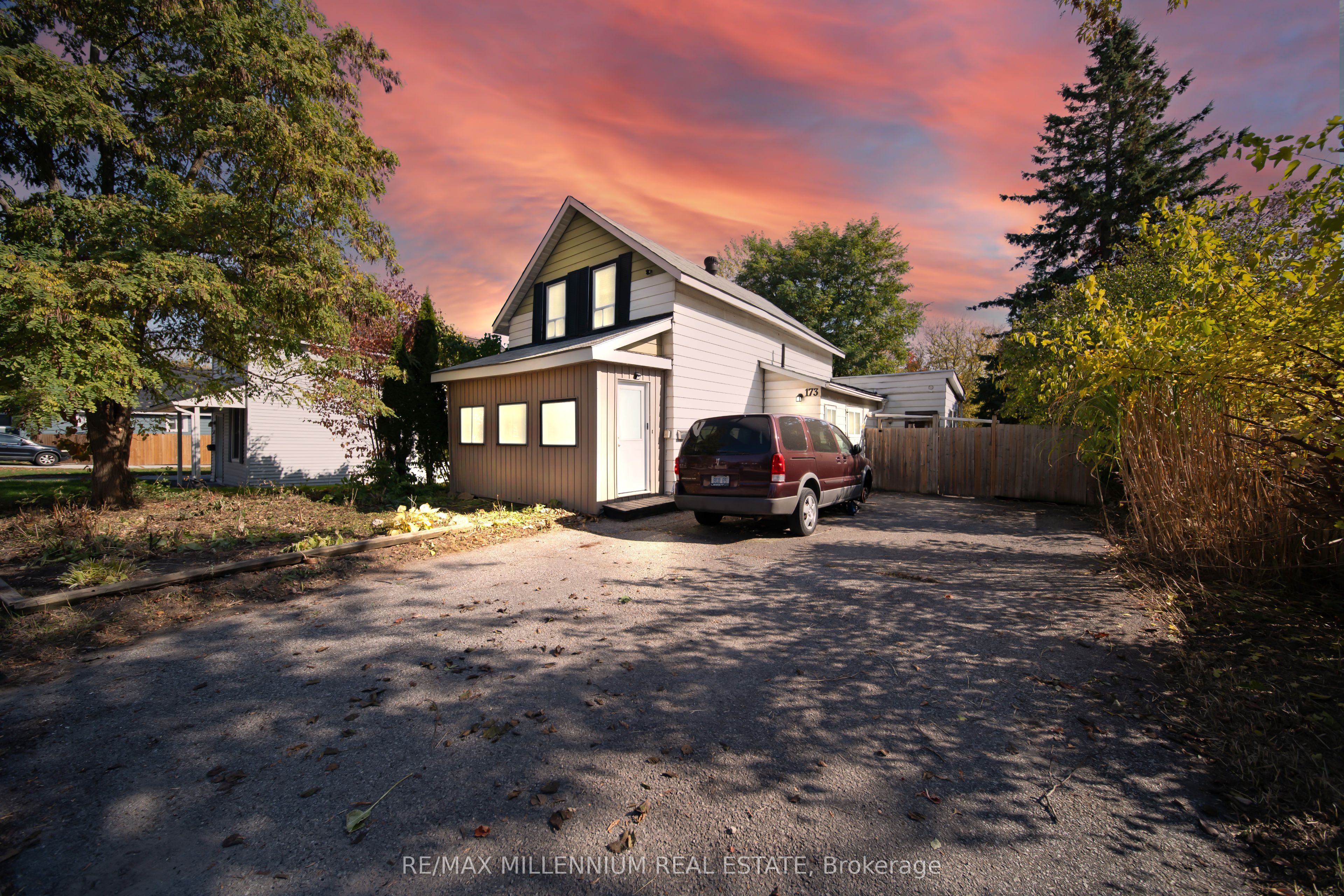 173 Barrie Road Property Photo 1