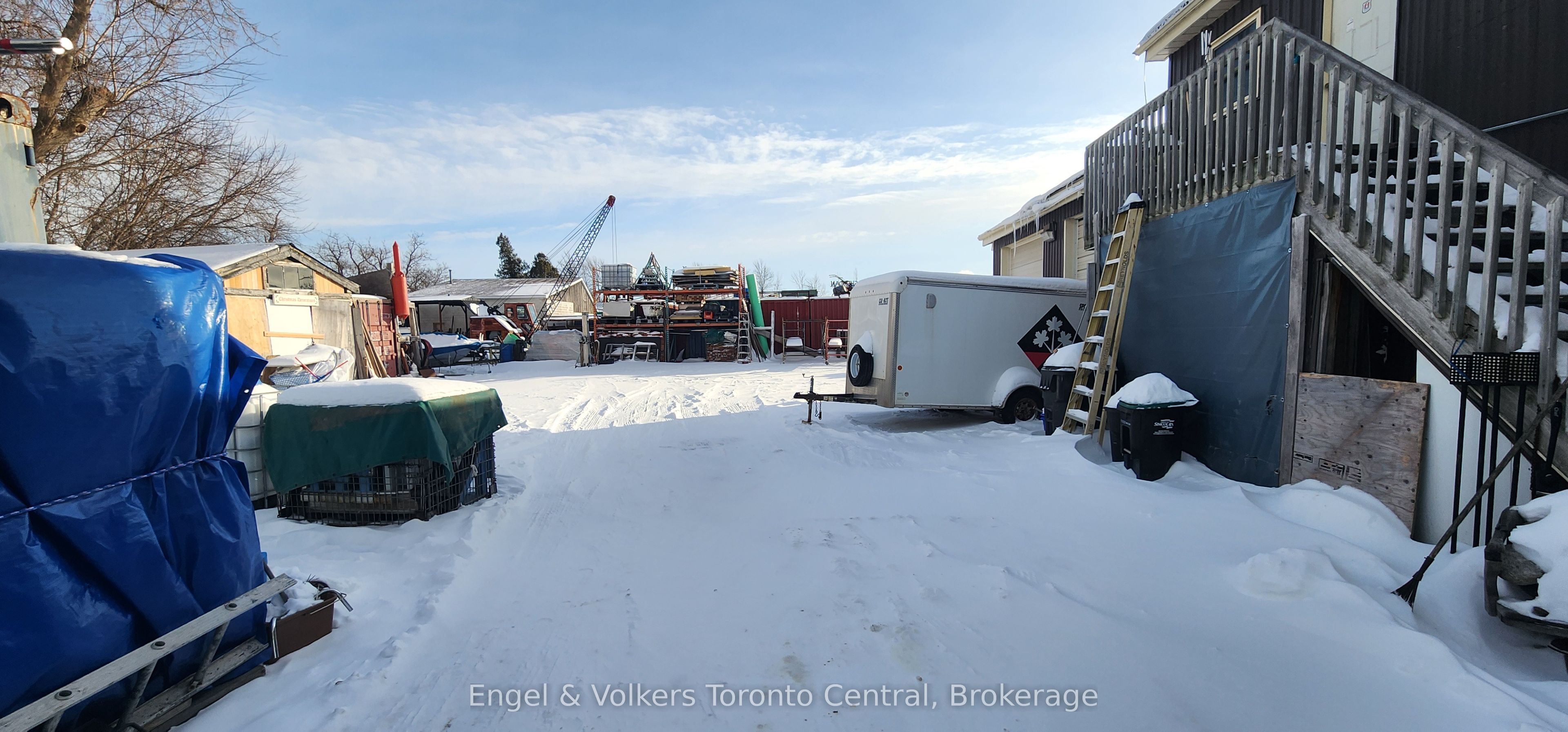 520 Third Street W Property Photo 8