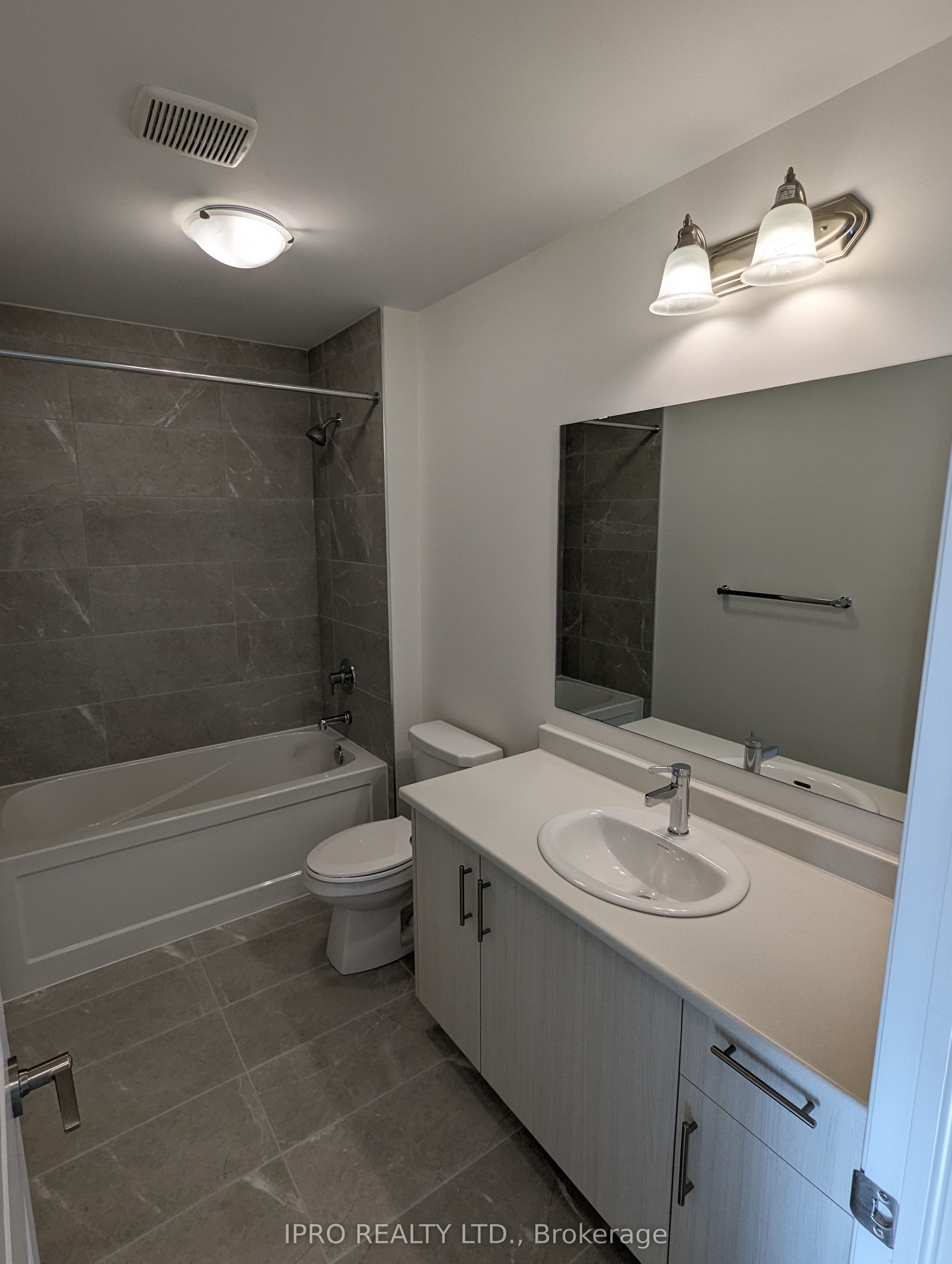 87 Greer Street Property Photo 20