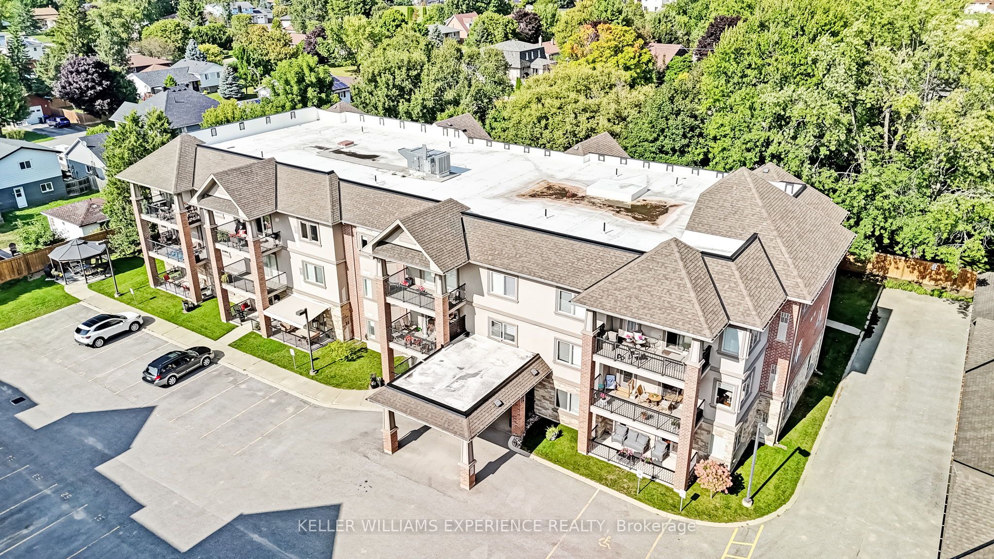19b Yonge Street N 103 Property Photo 37