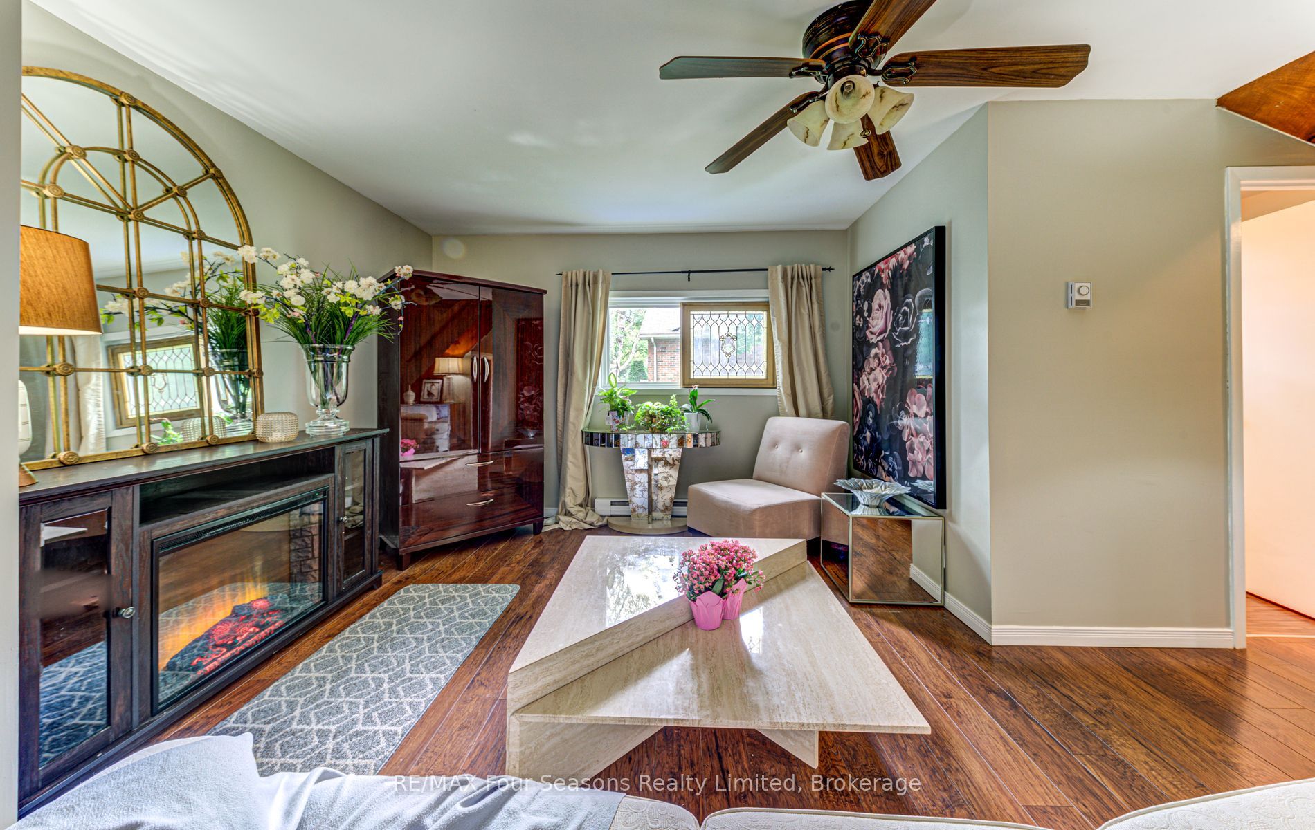 393 Second Street Property Photo 12