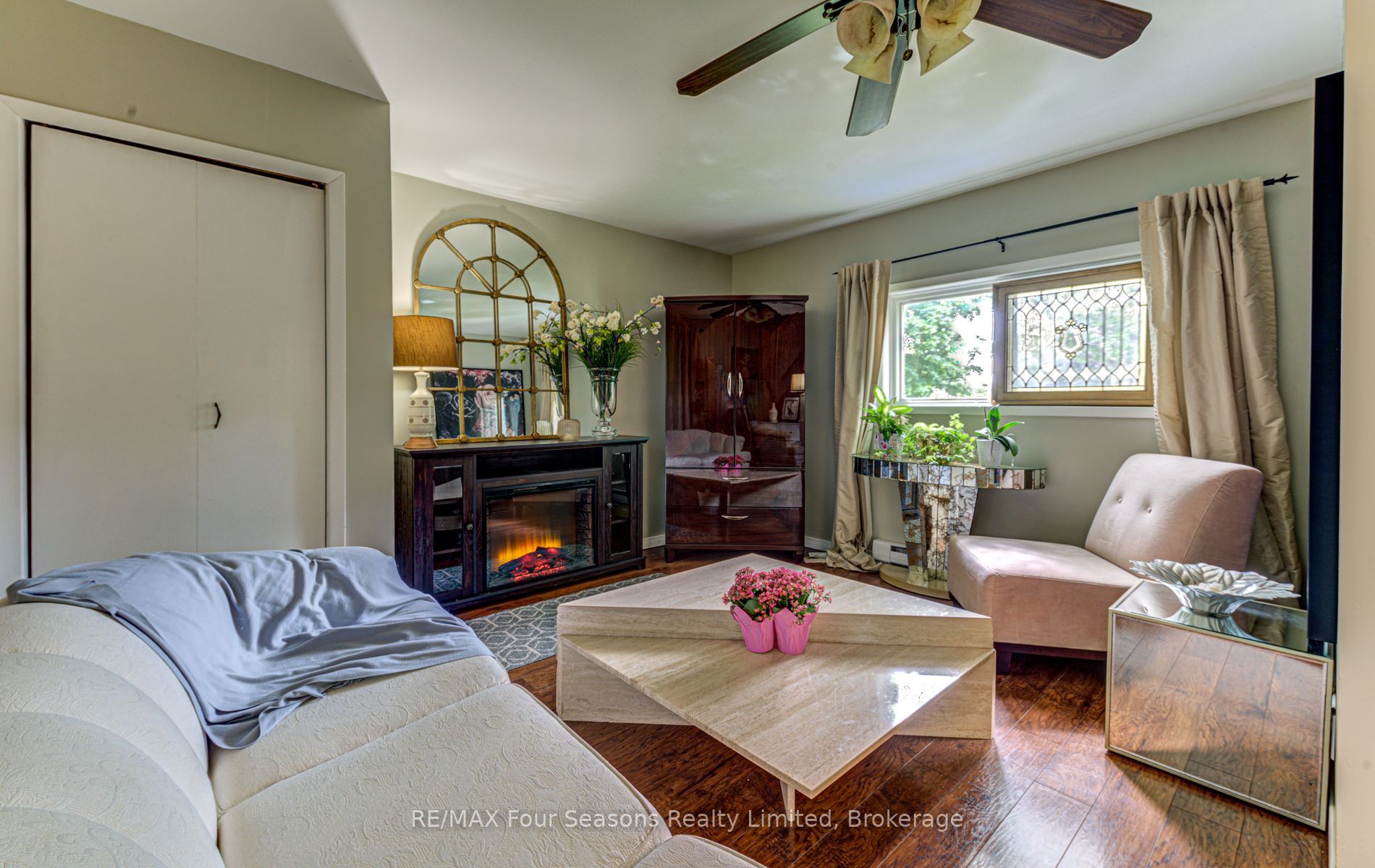 393 Second Street Property Photo 13