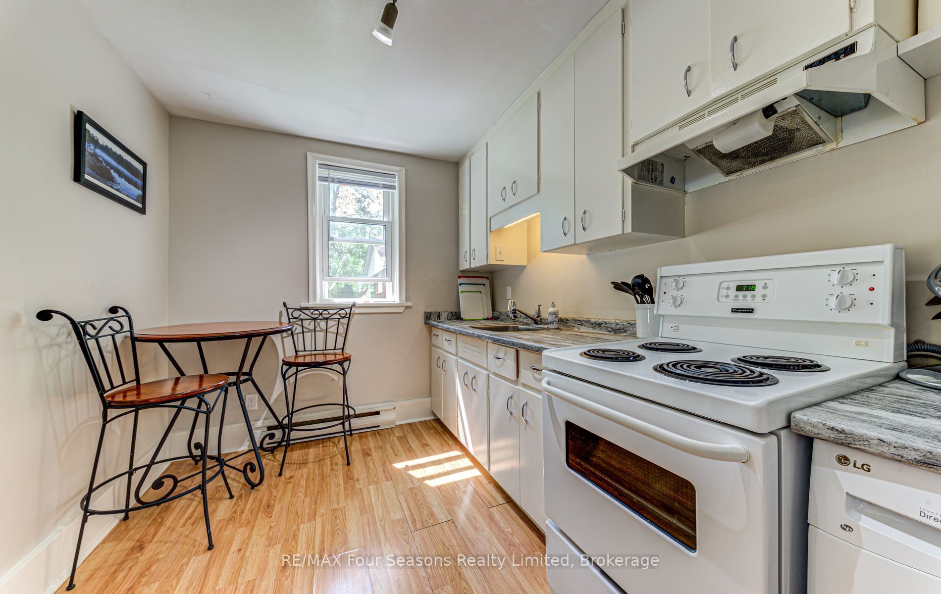 393 Second Street Property Photo 18