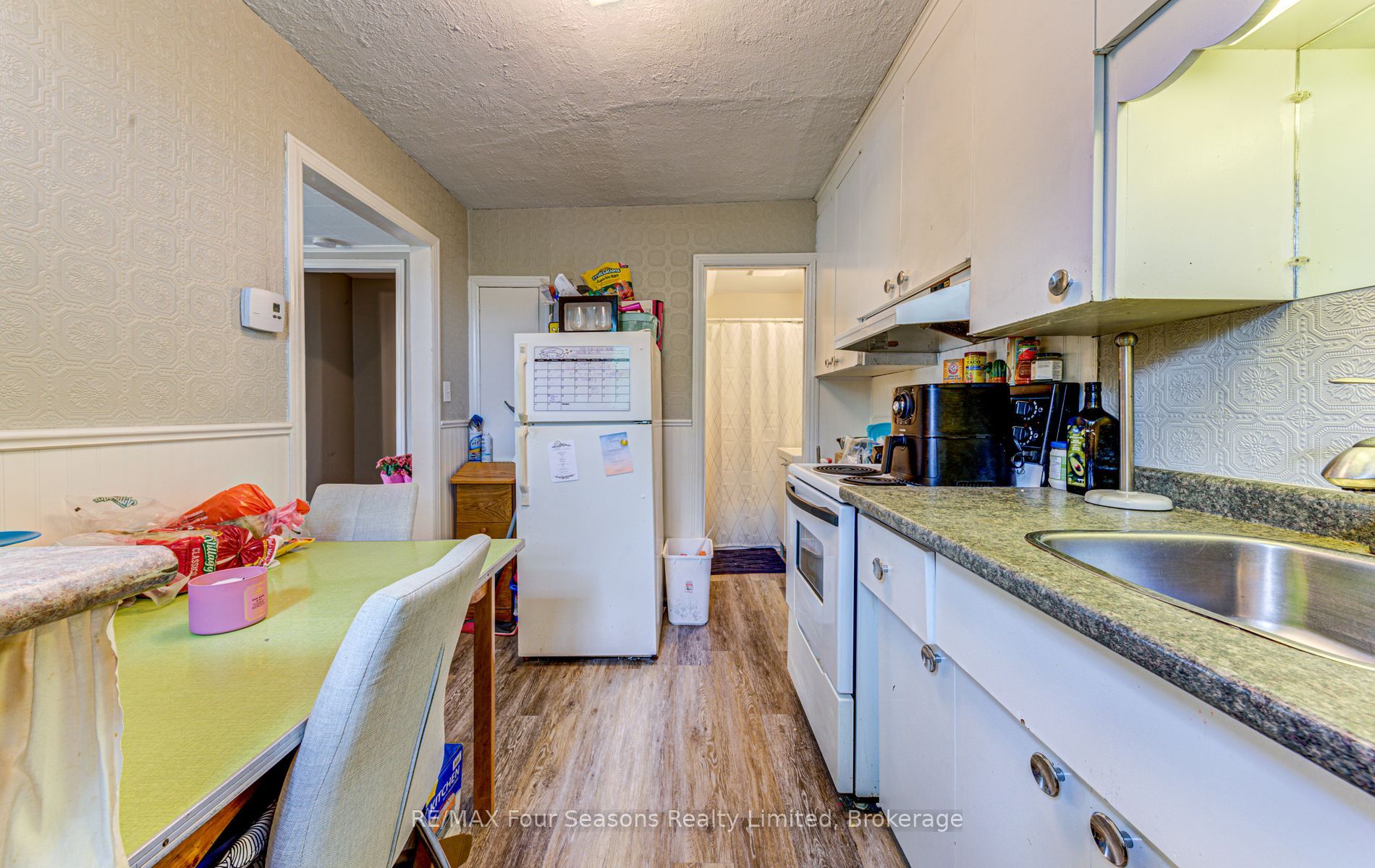393 Second Street Property Photo 24