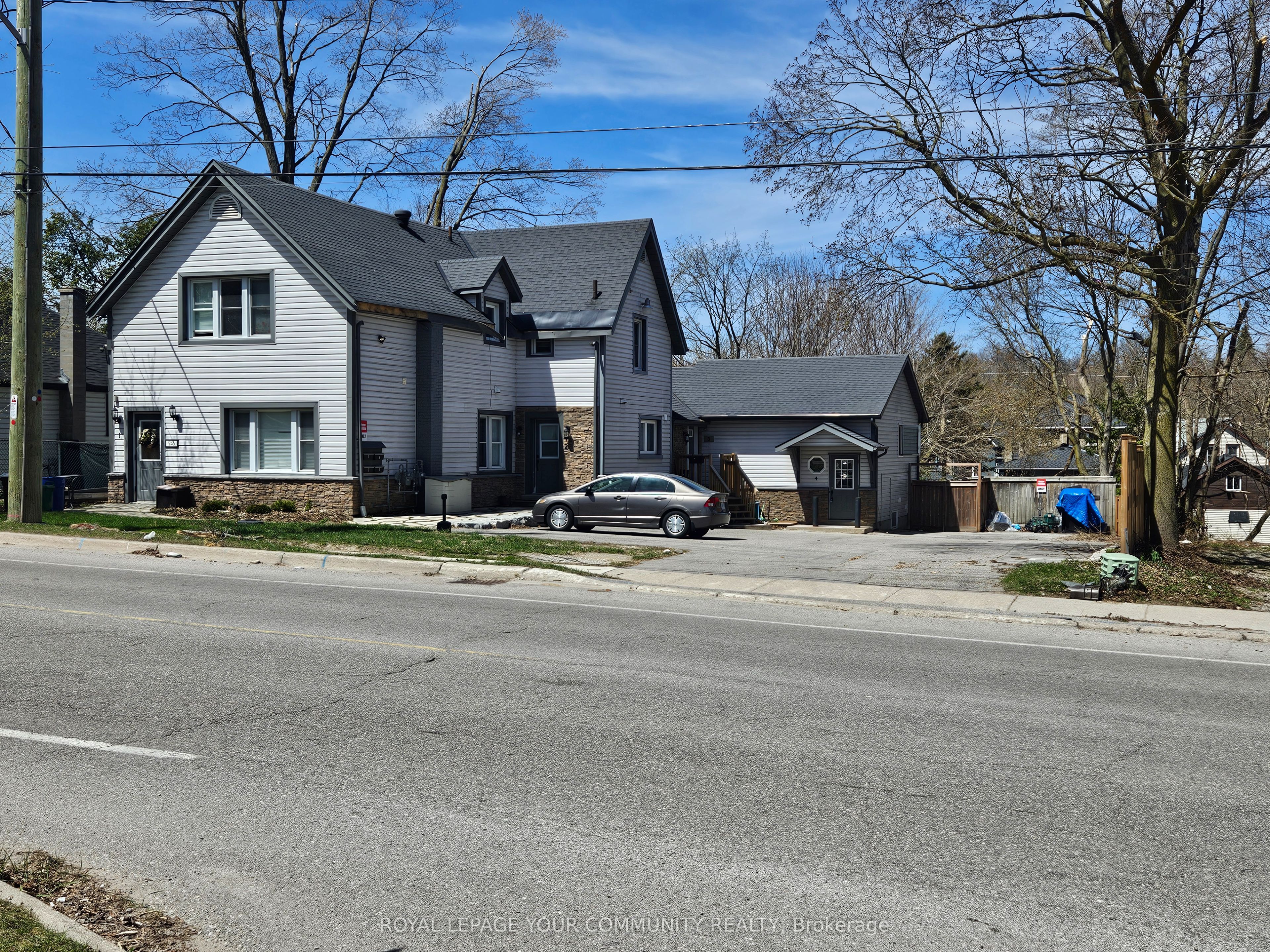 246 Mississauga Street W Property Photo 1