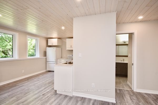 246 Mississauga Street W Property Photo 12
